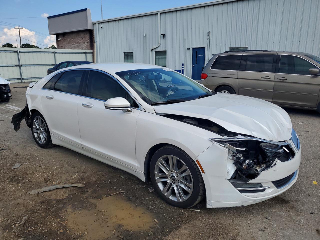 2014 Lincoln Mkz Белый vin: 3LN6L2GK0ER804032