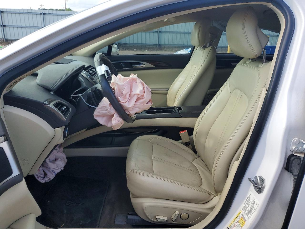 2014 Lincoln Mkz Белый vin: 3LN6L2GK0ER804032