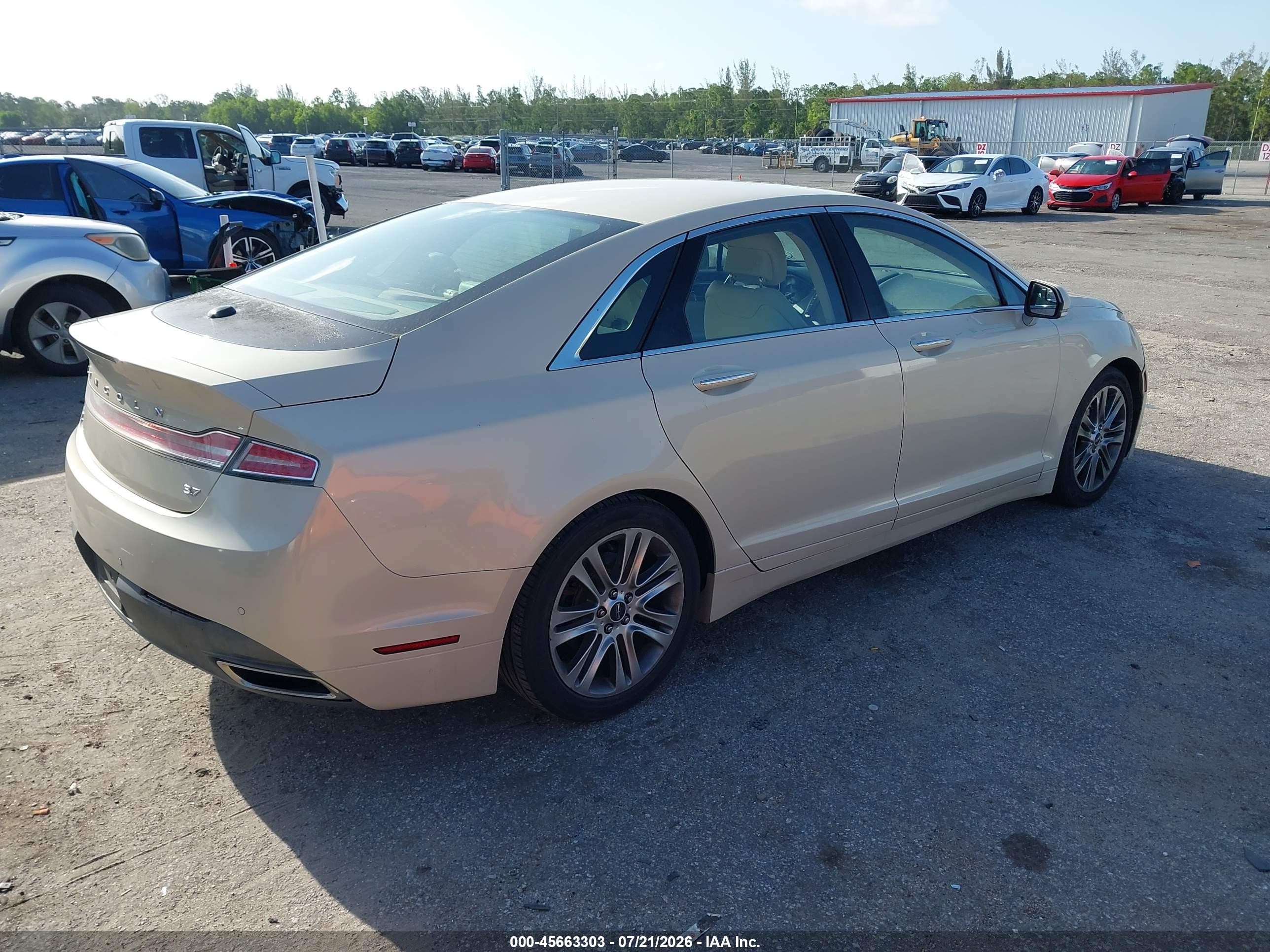 2015 Lincoln Mkz   Cream vin: 3LN6L2GK0FR608349