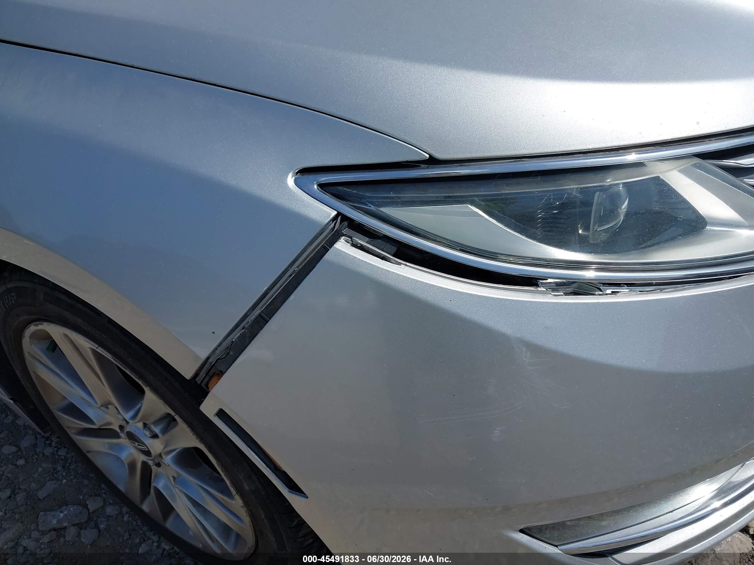 2015 Lincoln Mkz   Silver vin: 3LN6L2GK0FR616080