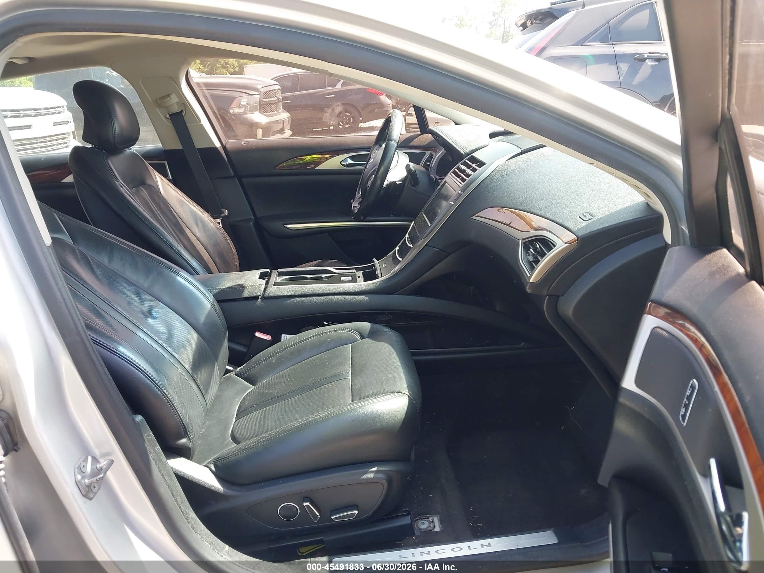 2015 Lincoln Mkz   Silver vin: 3LN6L2GK0FR616080
