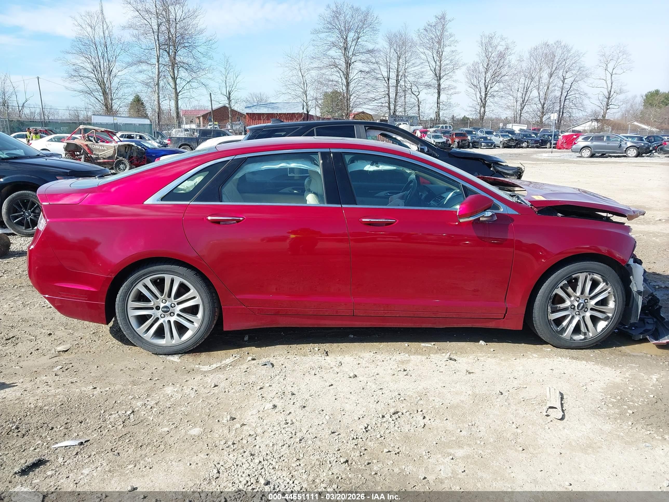 2014 Lincoln Mkz   Red vin: 3LN6L2GK1ER811071