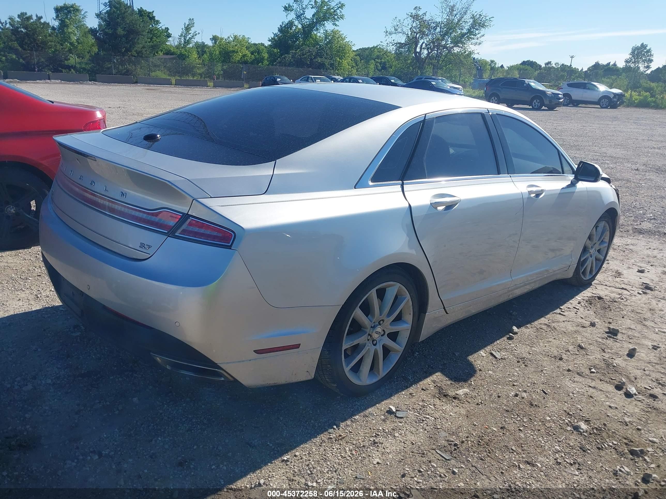 2014 Lincoln Mkz   Silver vin: 3LN6L2GK1ER812060