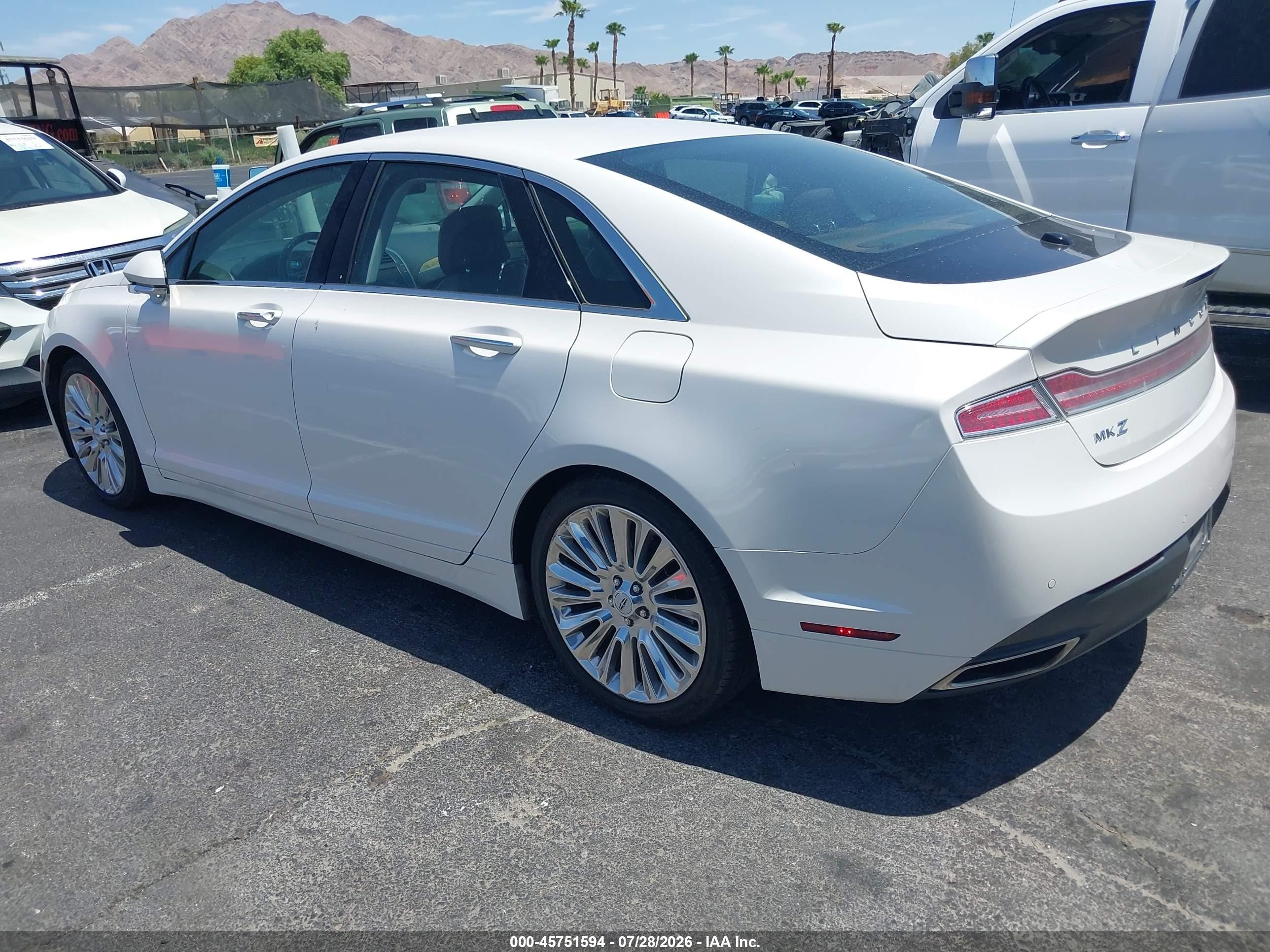 2015 Lincoln Mkz   White vin: 3LN6L2GK1FR622745