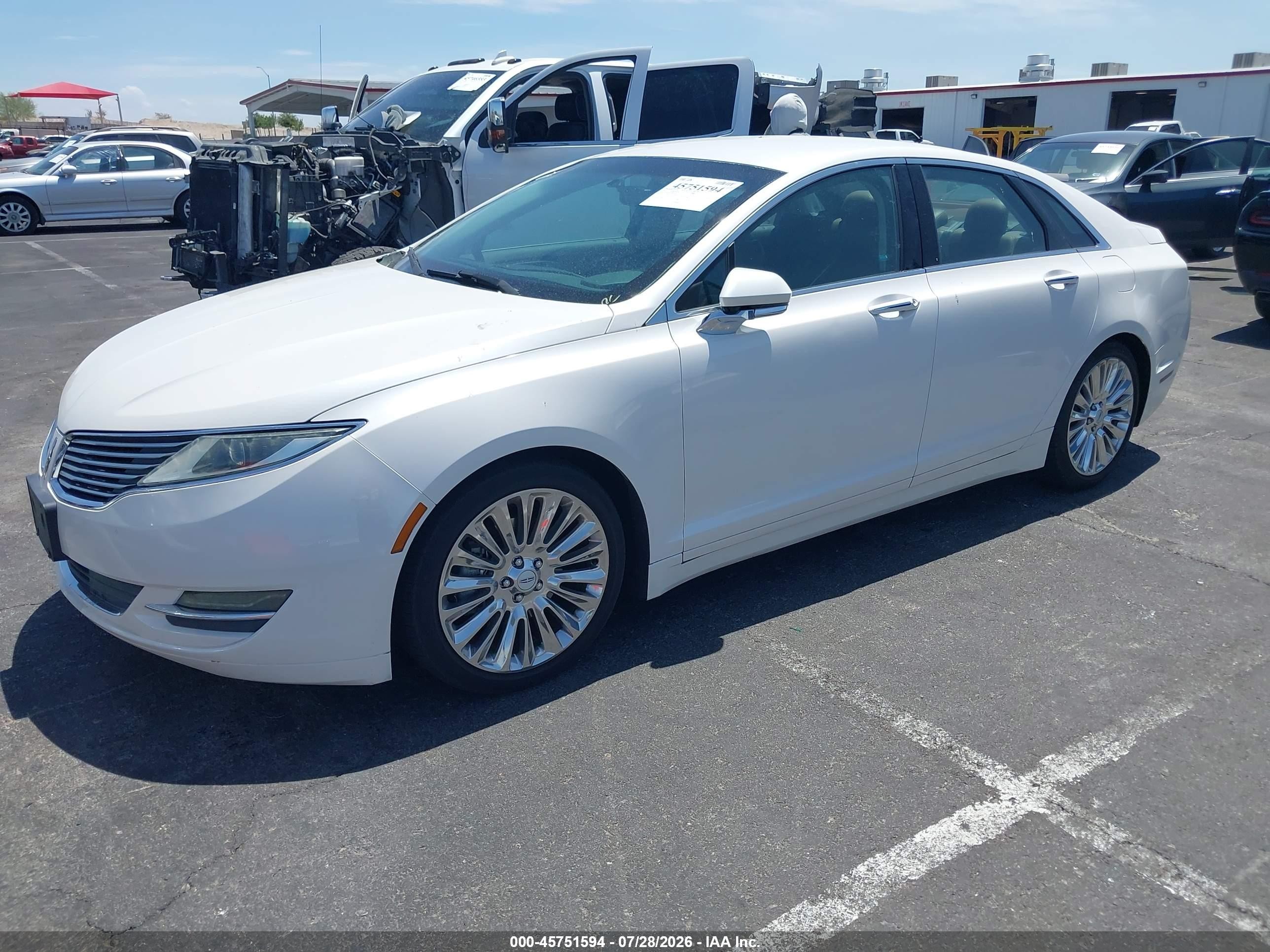 2015 Lincoln Mkz   White vin: 3LN6L2GK1FR622745