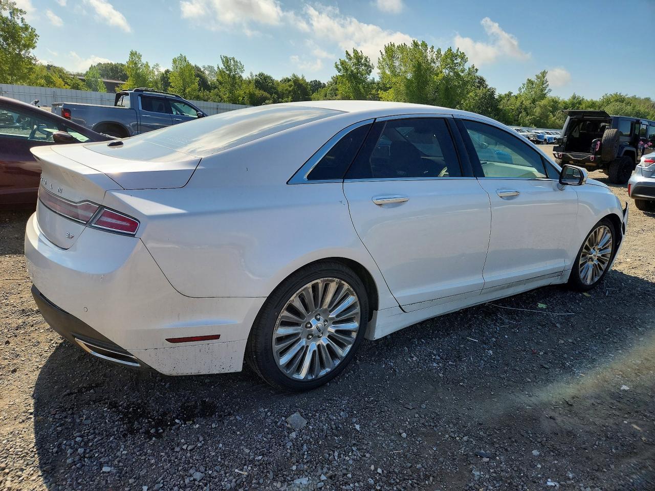 2013 Lincoln Mkz Premiere White vin: 3LN6L2GK2DR800871