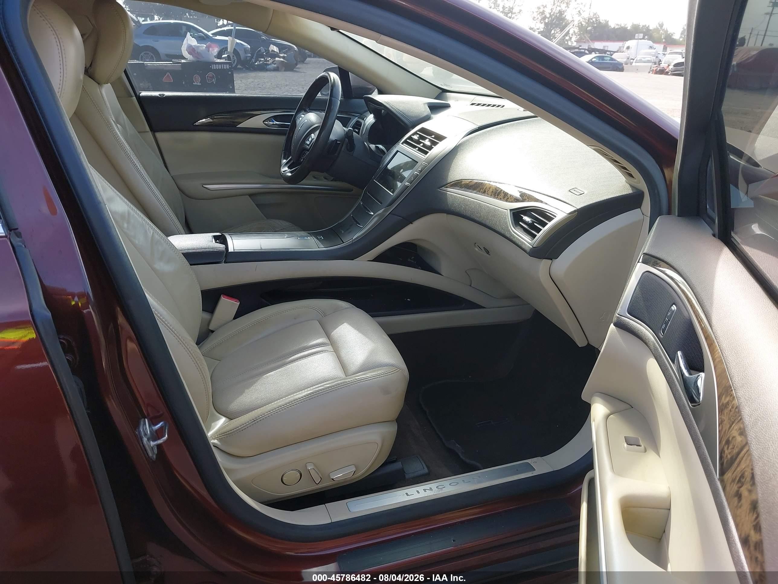 2015 Lincoln Mkz   Burgundy vin: 3LN6L2GK2FR617800