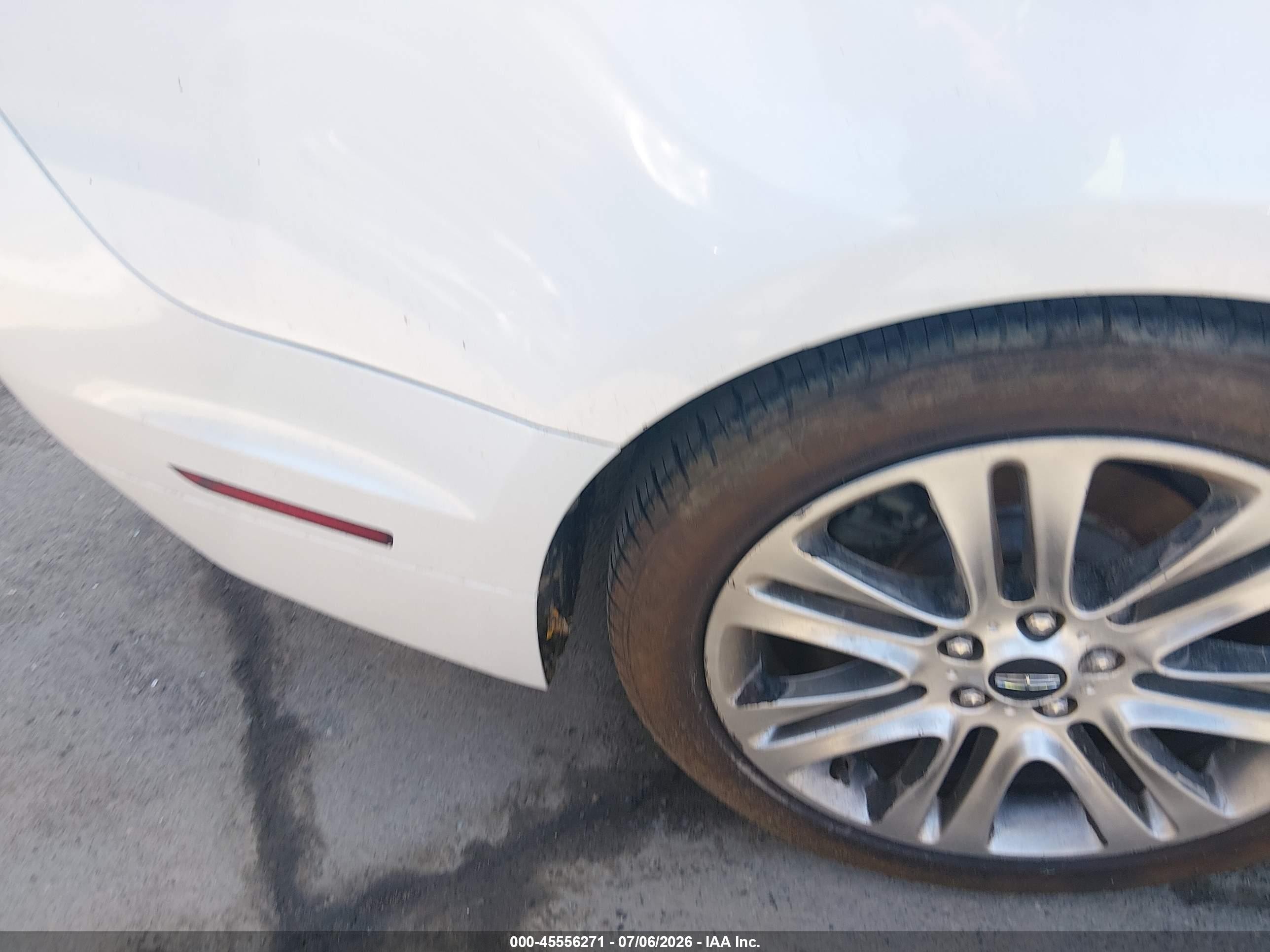 2013 Lincoln Mkz   White vin: 3LN6L2GK3DR812740