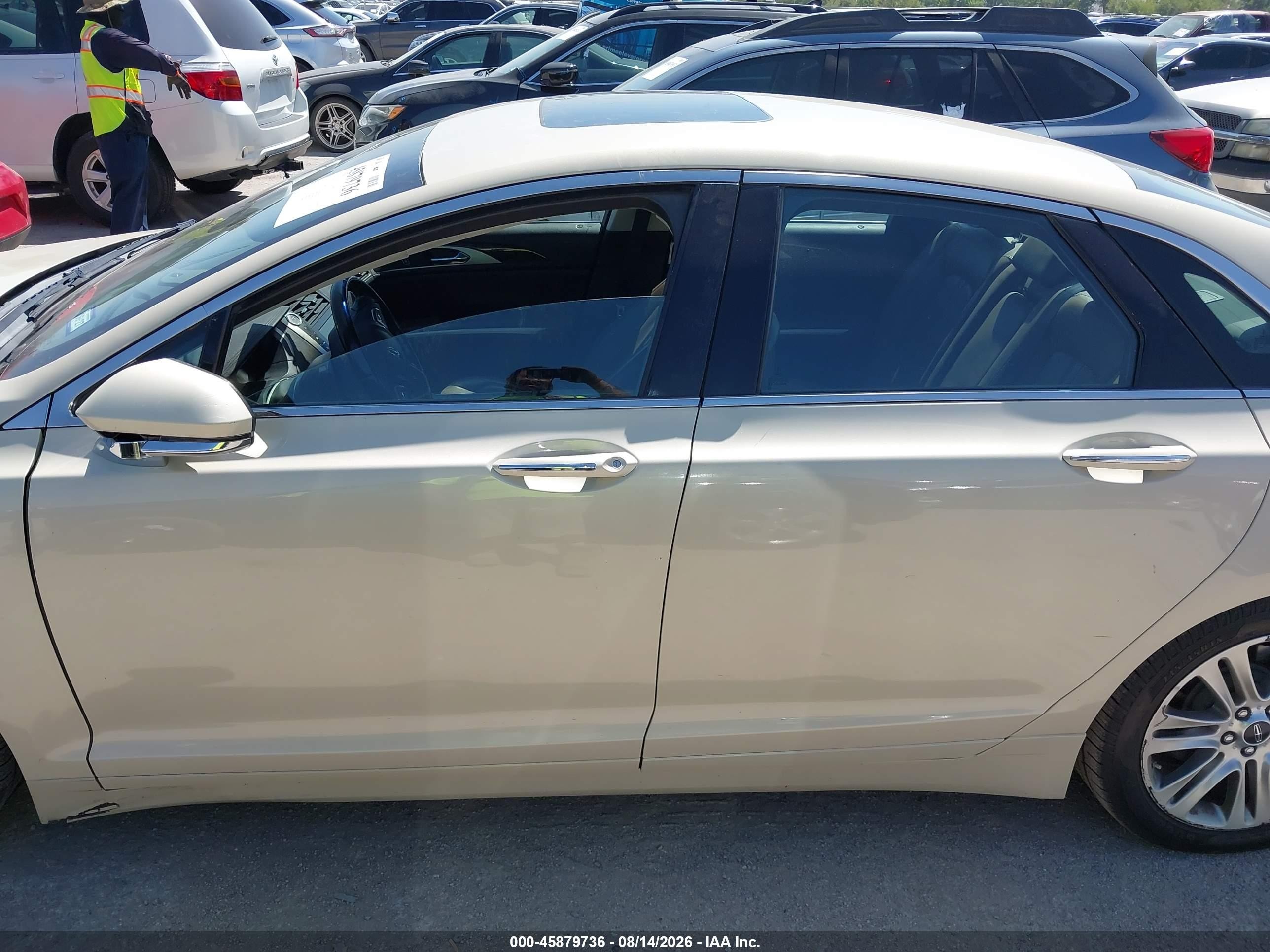 2015 Lincoln Mkz   Бежевый vin: 3LN6L2GK3FR623525