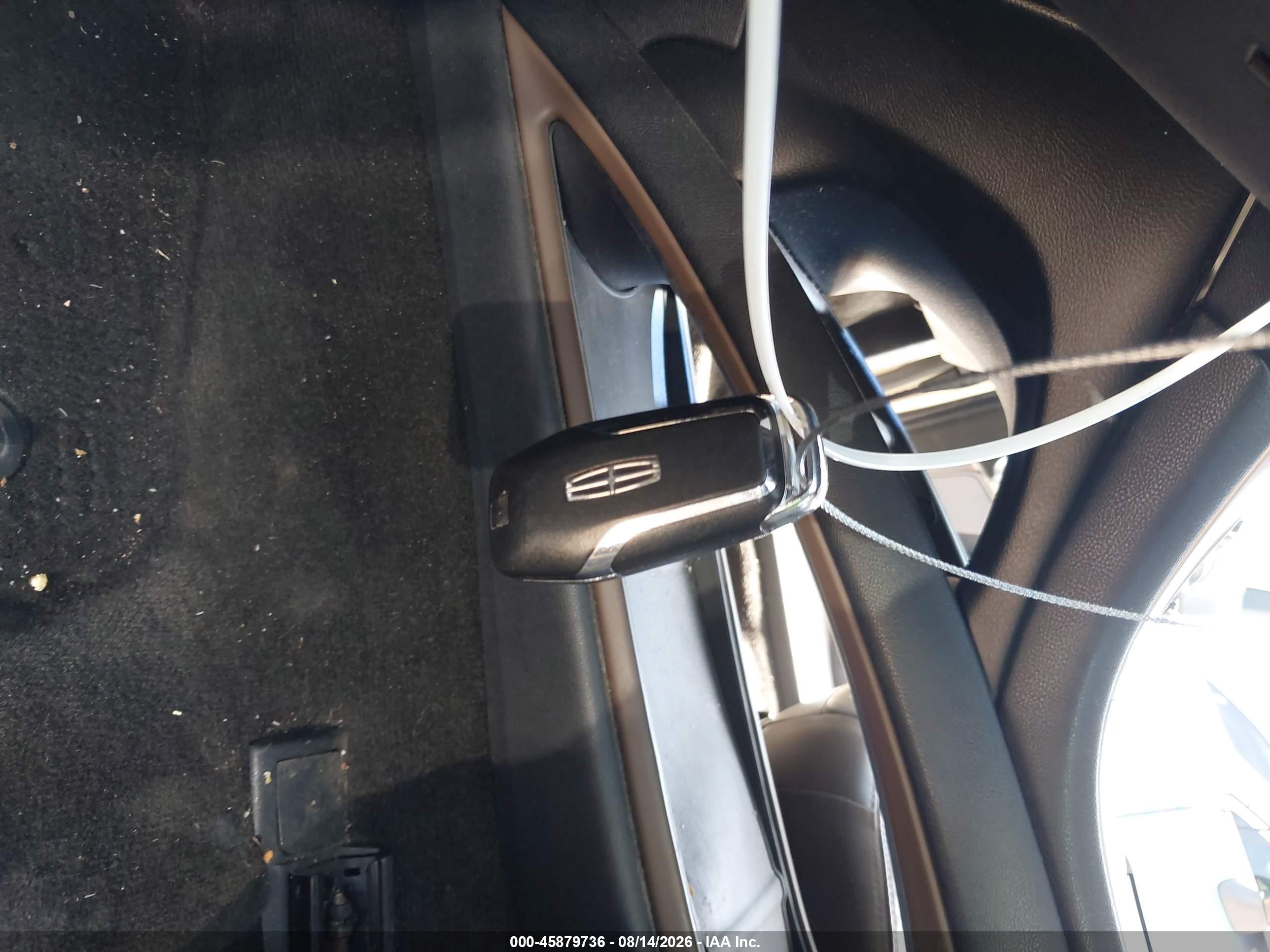 2015 Lincoln Mkz   Бежевый vin: 3LN6L2GK3FR623525