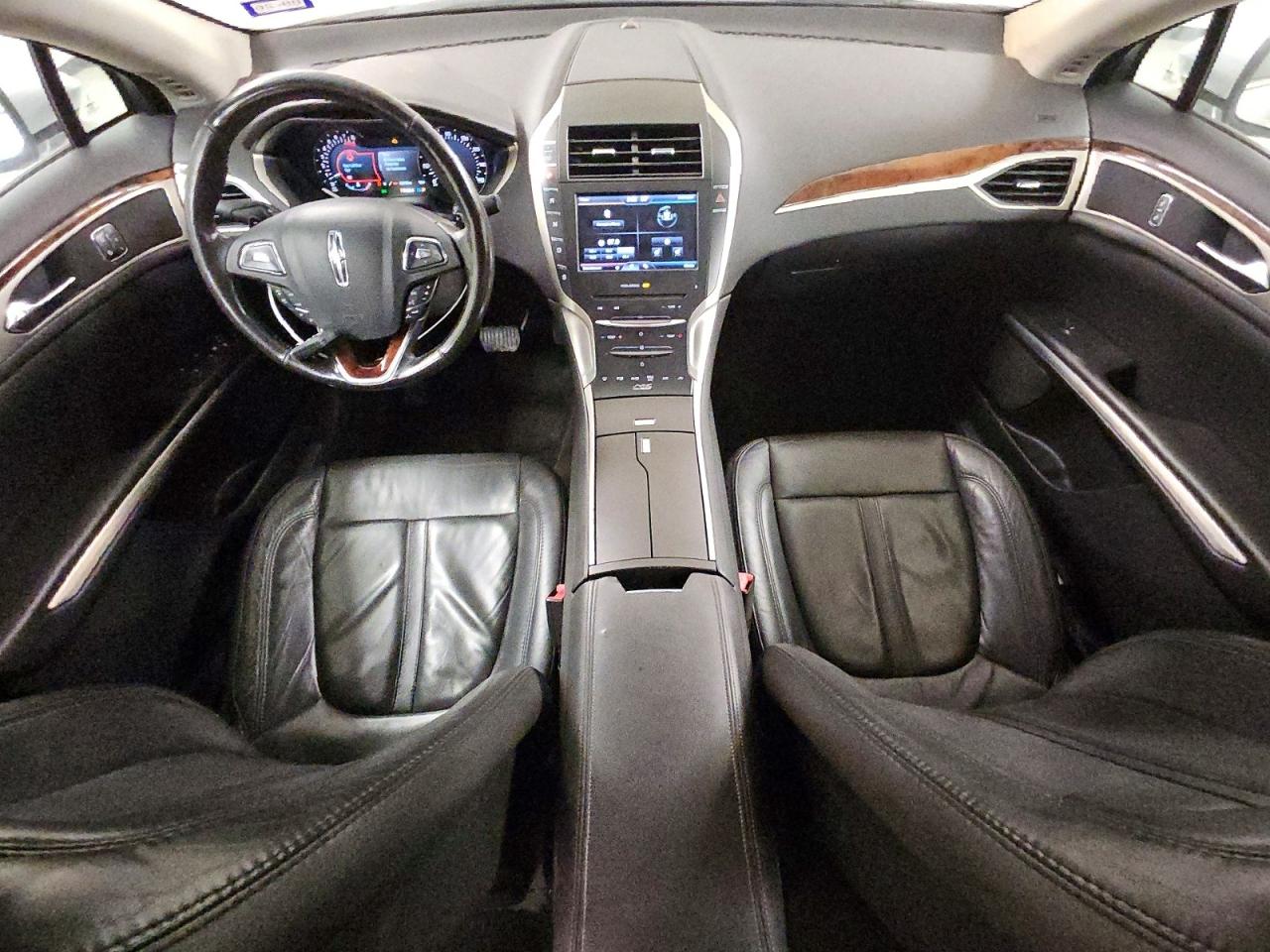 2013 Lincoln Mkz Silver vin: 3LN6L2GK4DR815209