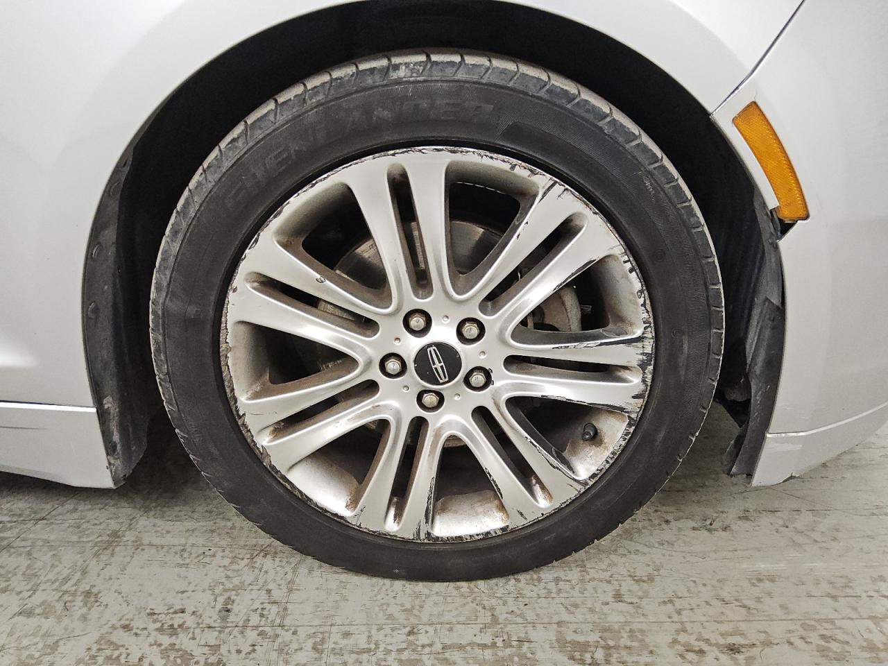 2013 Lincoln Mkz Silver vin: 3LN6L2GK4DR815209 Damage: Right Front Wheel, Curb Rash, > 12 Inches