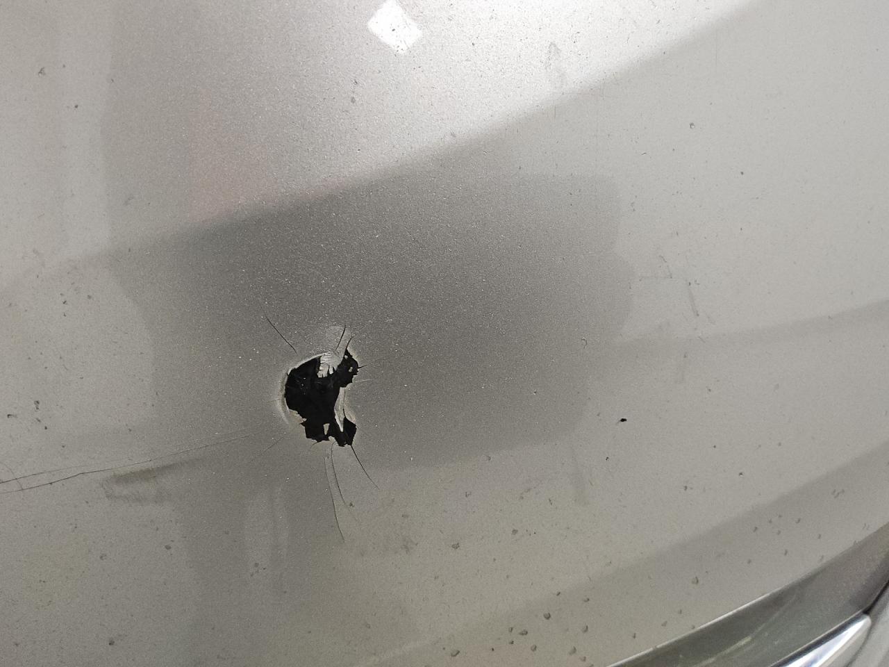 2013 Lincoln Mkz Silver vin: 3LN6L2GK4DR815209 Damage: Front Bumper, Multiple Scratches Heavy, 3