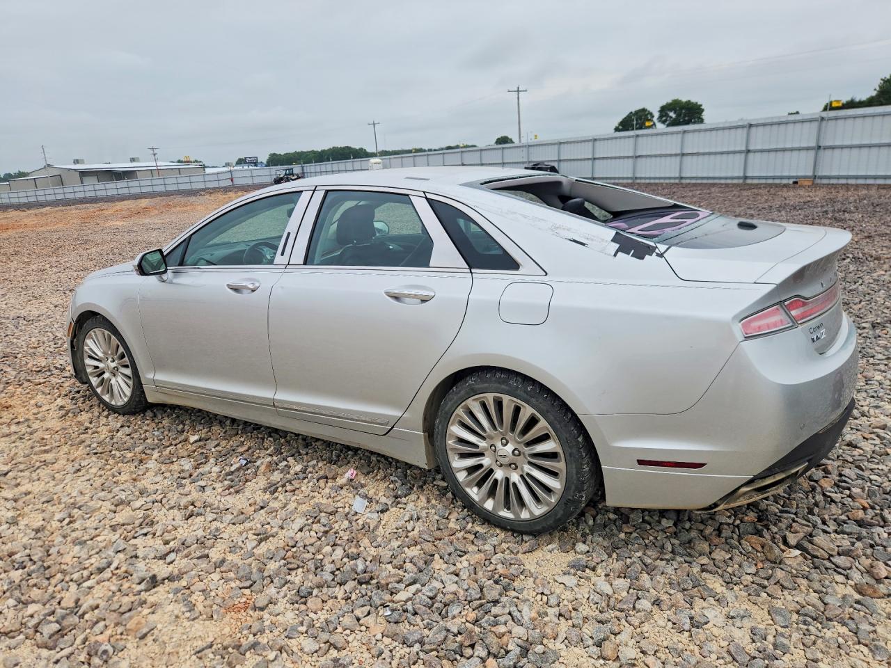 2013 Lincoln Mkz Серебряный vin: 3LN6L2GK4DR825819