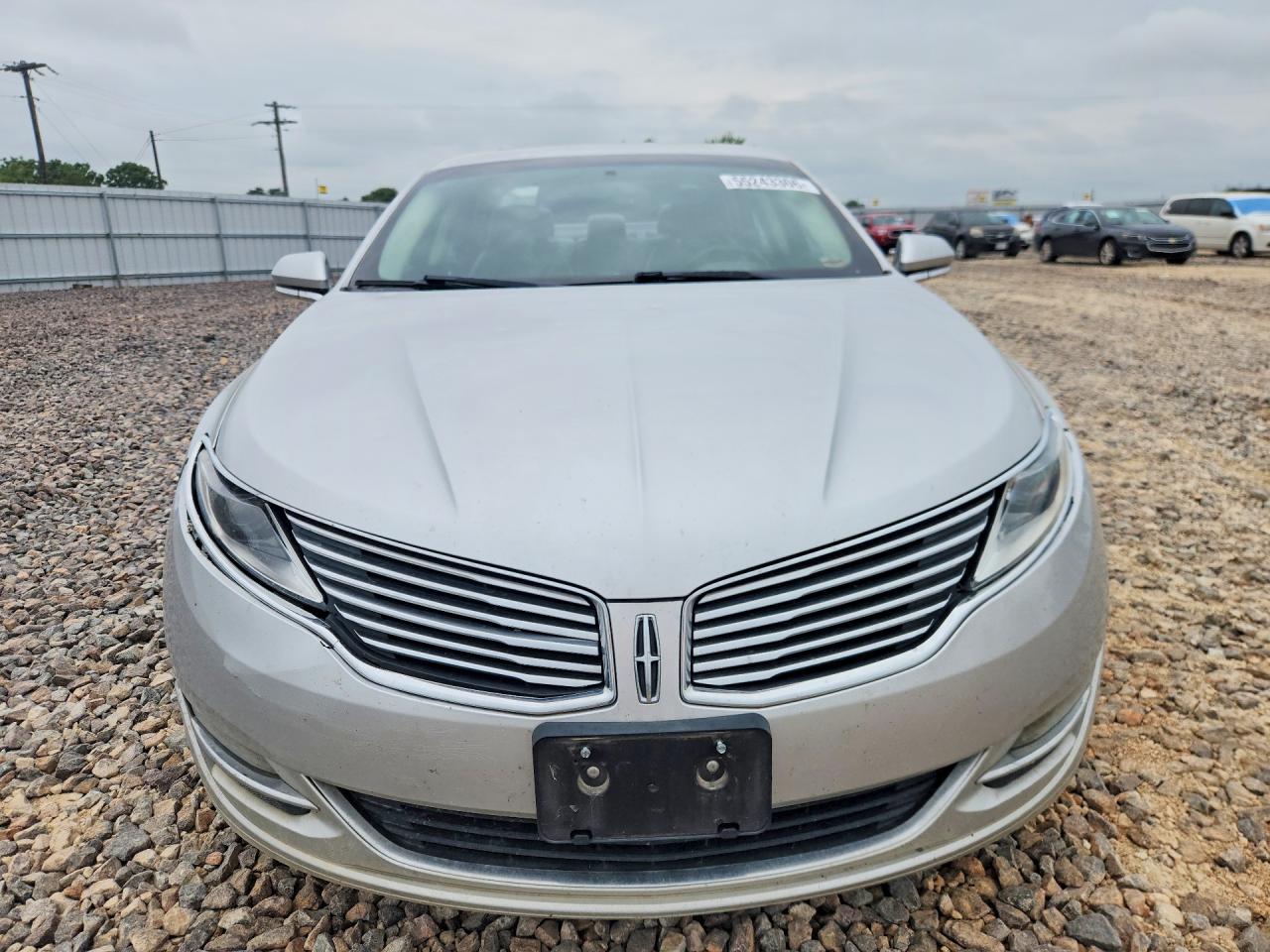 2013 Lincoln Mkz Серебряный vin: 3LN6L2GK4DR825819