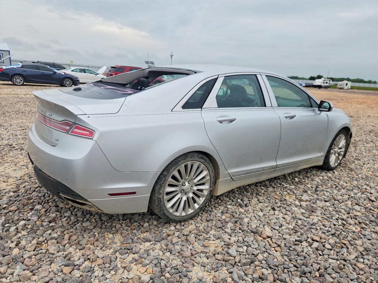 2013 Lincoln Mkz Серебряный vin: 3LN6L2GK4DR825819