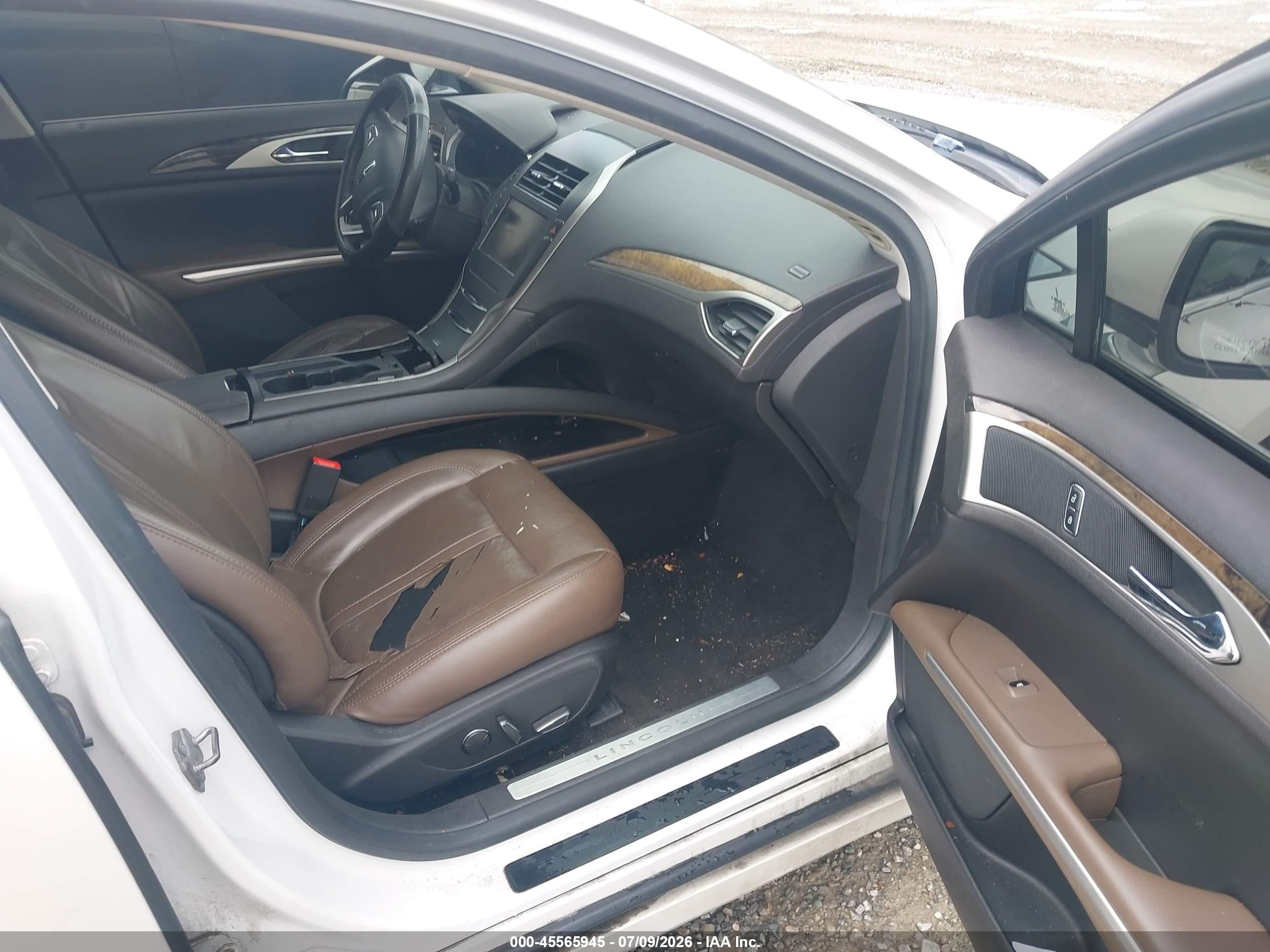 2014 Lincoln Mkz   White vin: 3LN6L2GK4ER828057