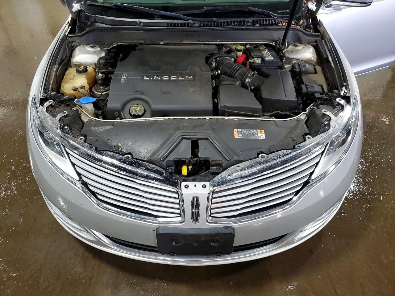 2013 Lincoln Mkz Silver vin: 3LN6L2GK5DR808267