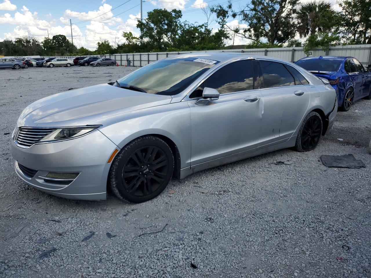 2013 Lincoln Mkz Silver vin: 3LN6L2GK5DR827238