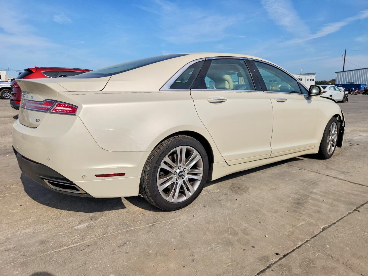 2014 Lincoln Mkz Beige vin: 3LN6L2GK5ER815253