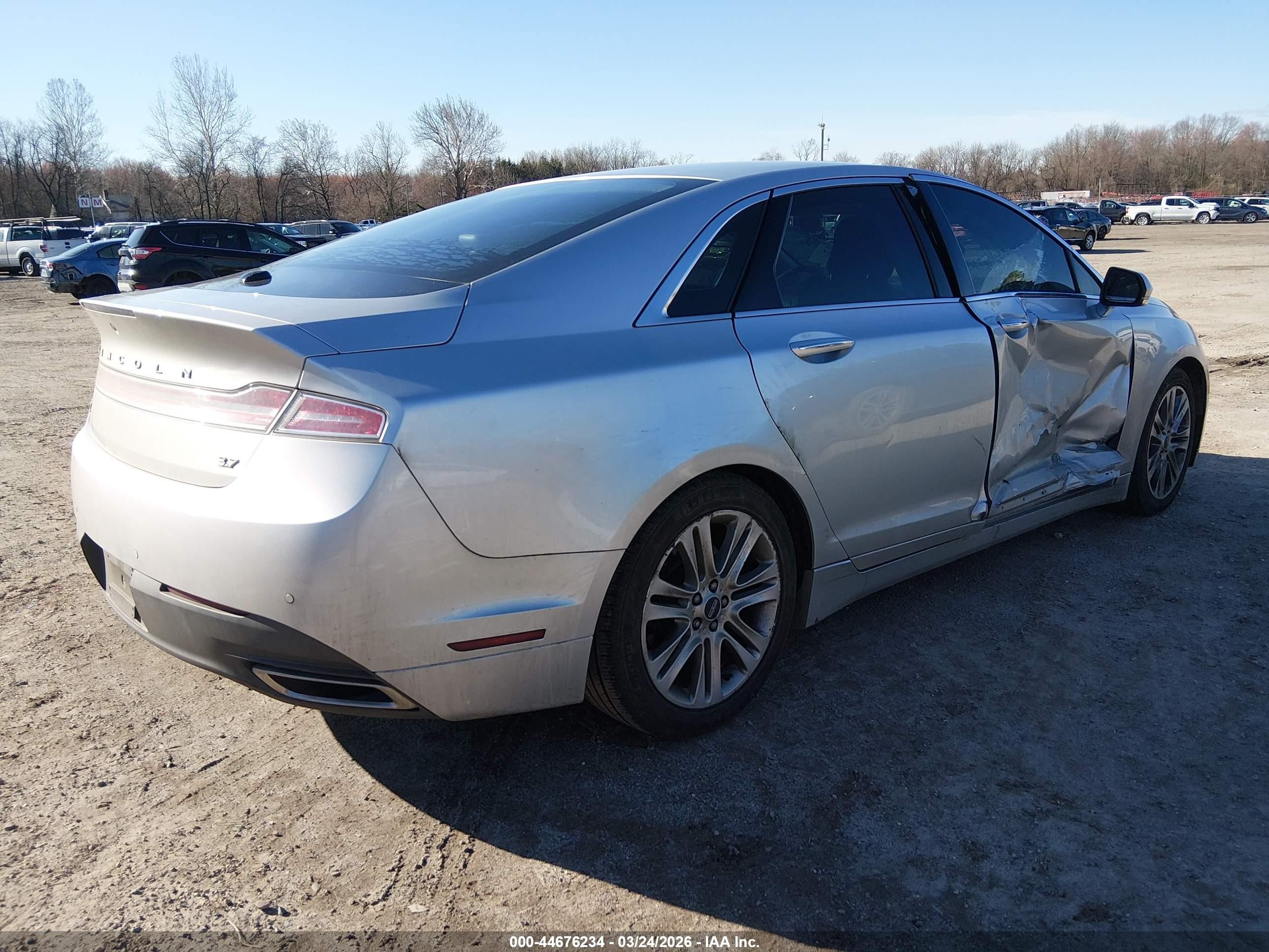 2014 Lincoln Mkz   Silver vin: 3LN6L2GK5ER830836