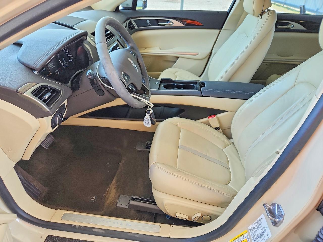 2015 Lincoln Mkz Cream vin: 3LN6L2GK6FR600546