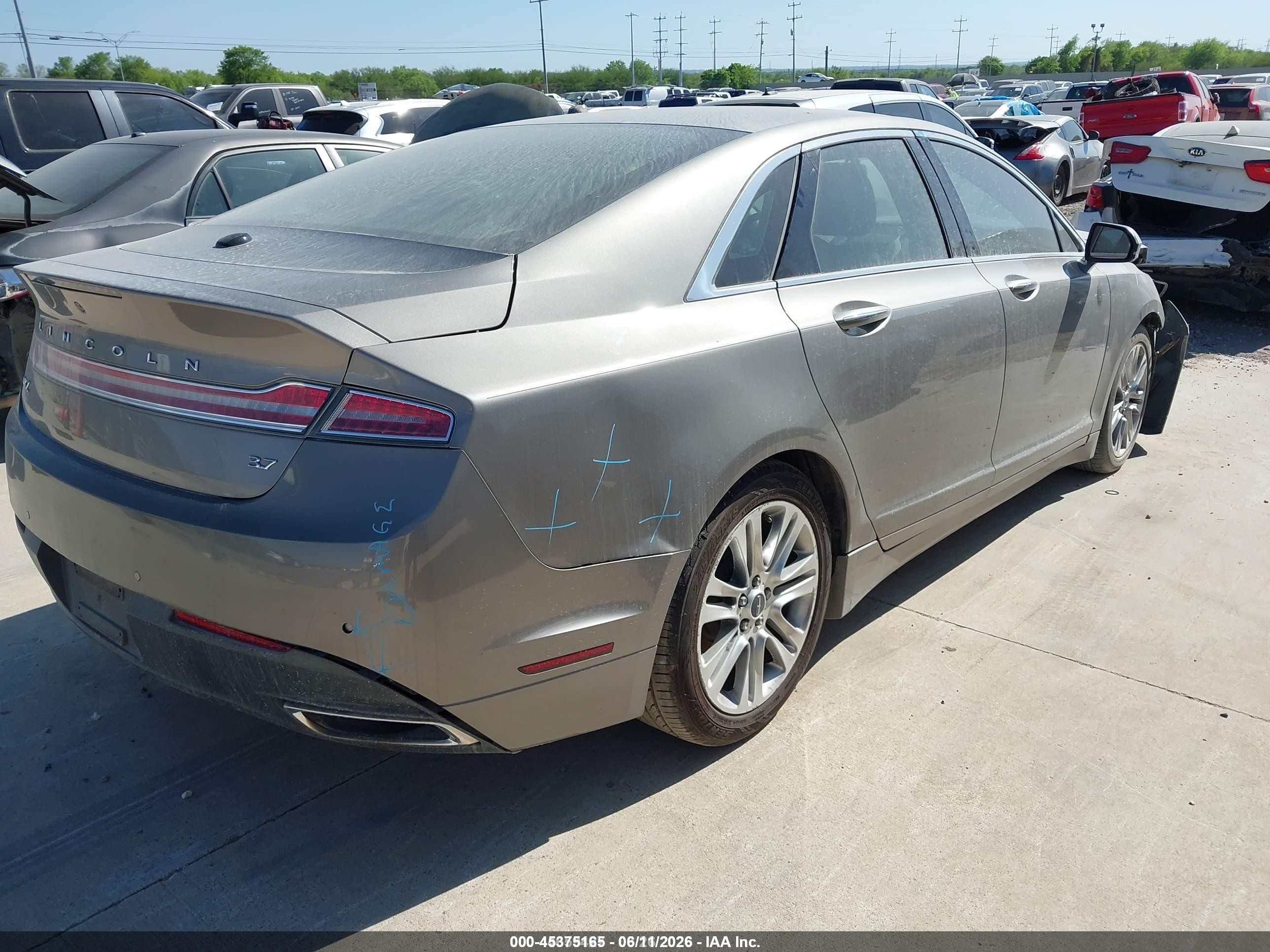 2015 Lincoln Mkz   Silver vin: 3LN6L2GK8FR624976