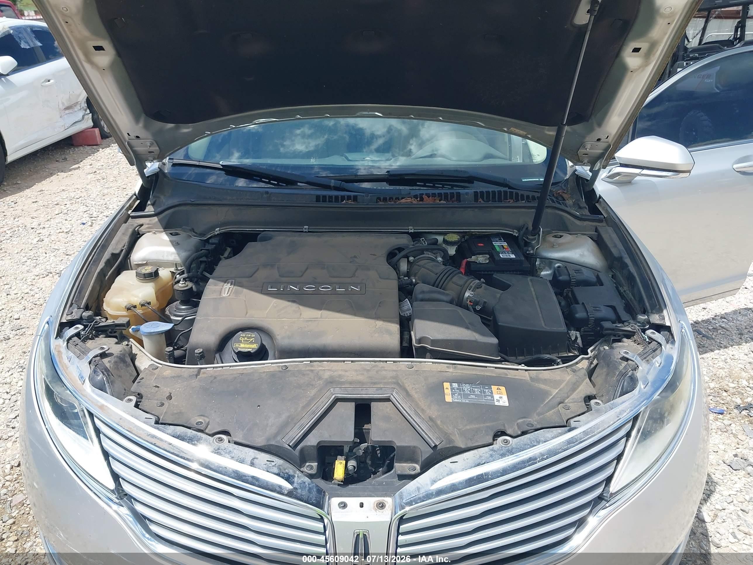 2013 Lincoln Mkz   Silver vin: 3LN6L2GK9DR808398