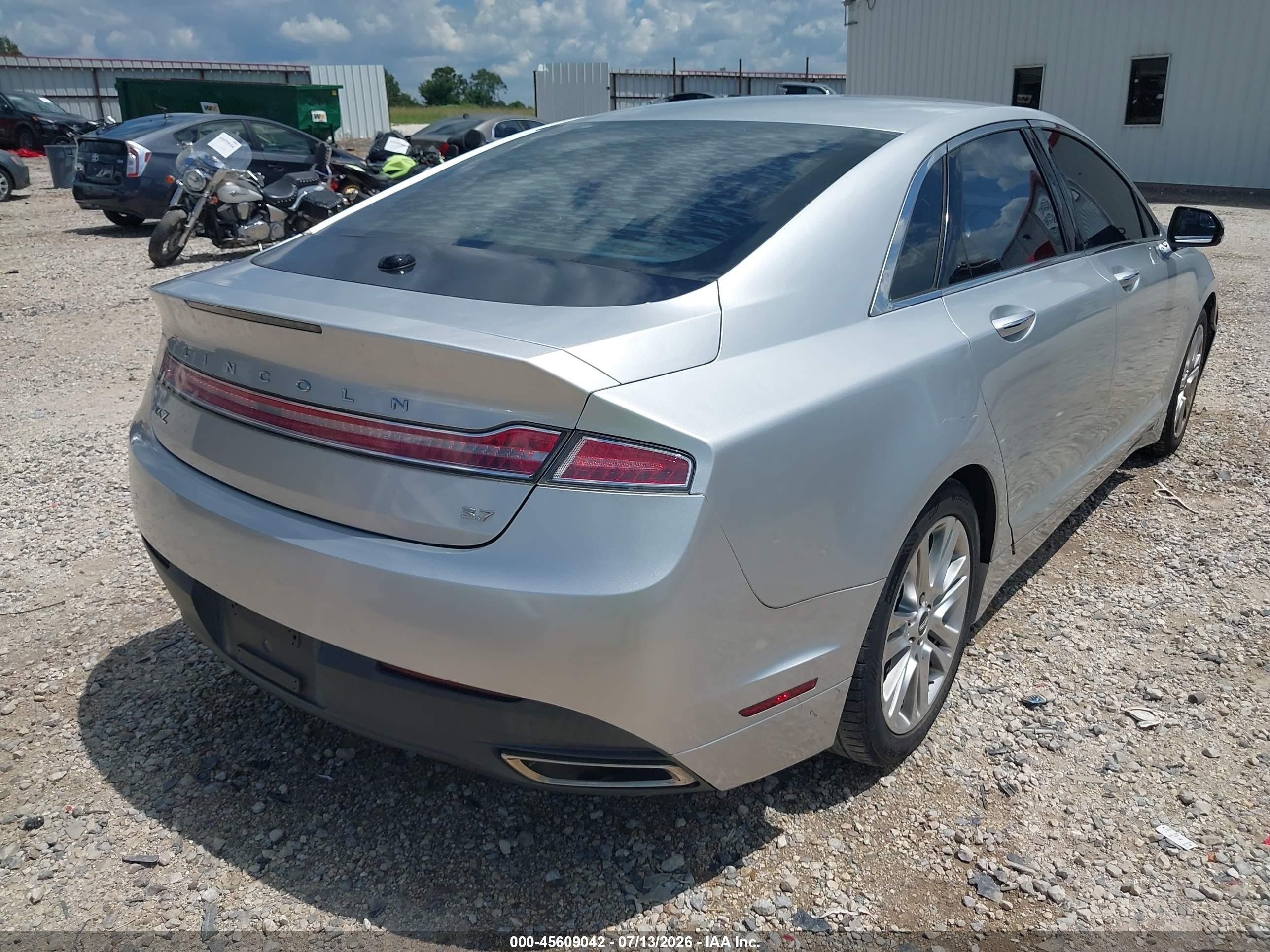 2013 Lincoln Mkz   Silver vin: 3LN6L2GK9DR808398