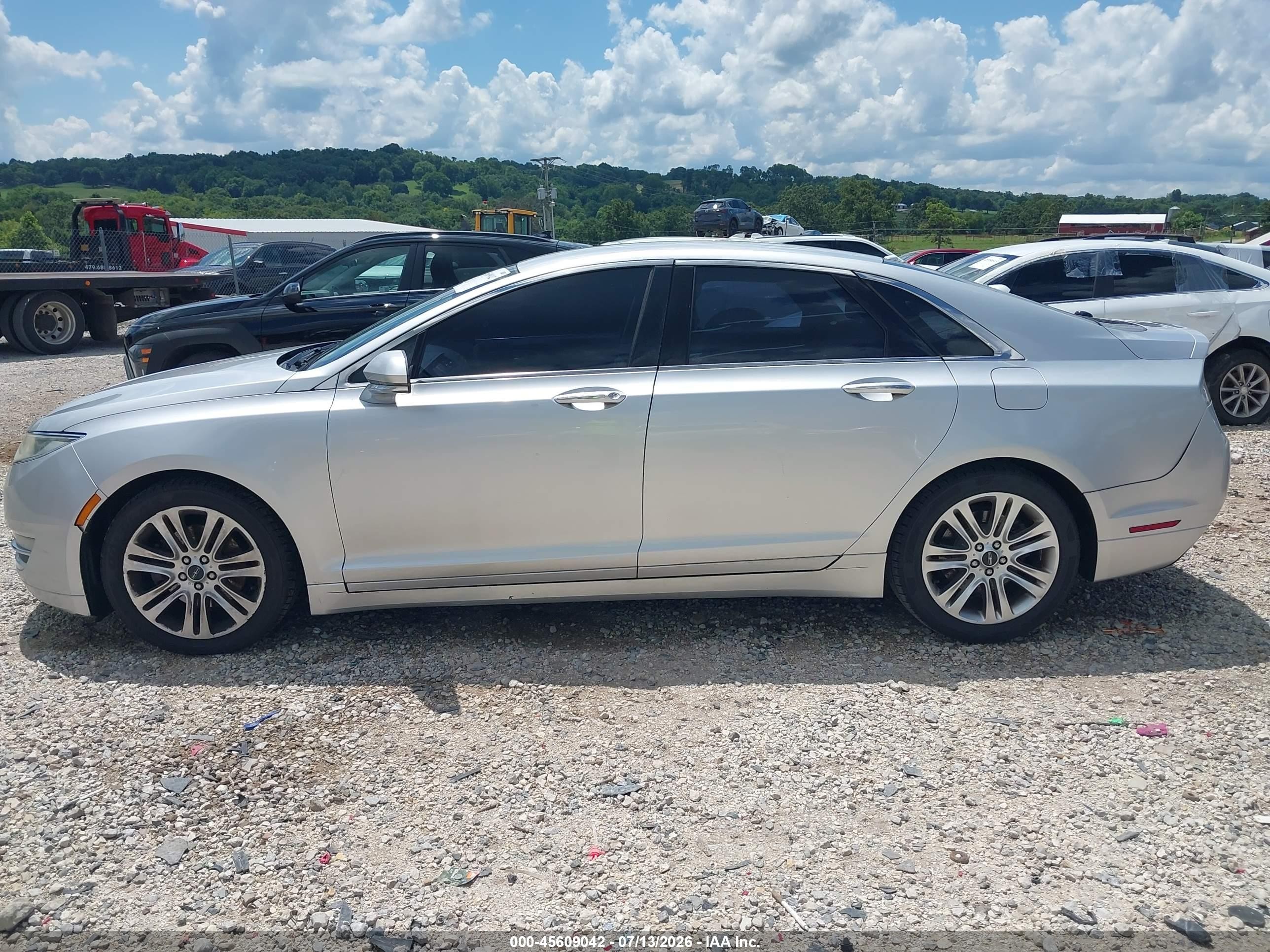 2013 Lincoln Mkz   Silver vin: 3LN6L2GK9DR808398