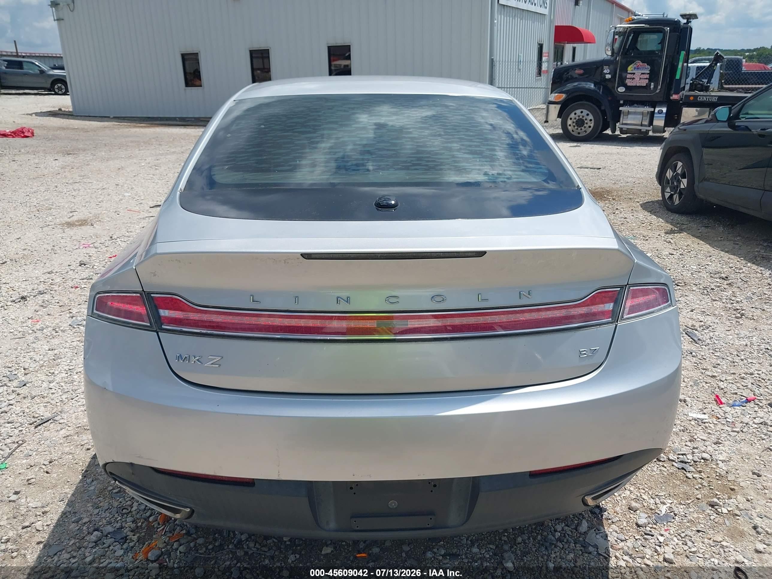 2013 Lincoln Mkz   Silver vin: 3LN6L2GK9DR808398