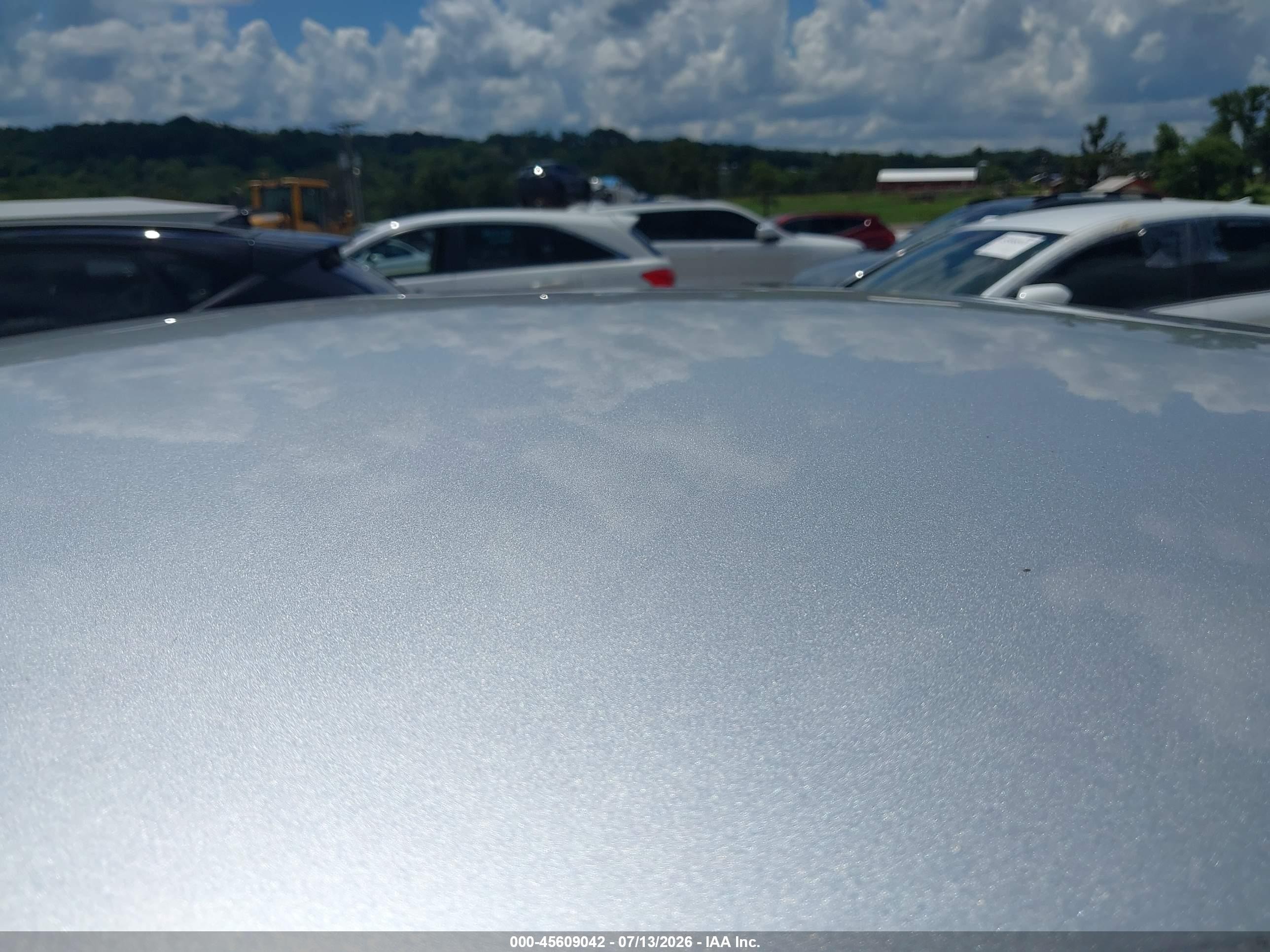 2013 Lincoln Mkz   Silver vin: 3LN6L2GK9DR808398