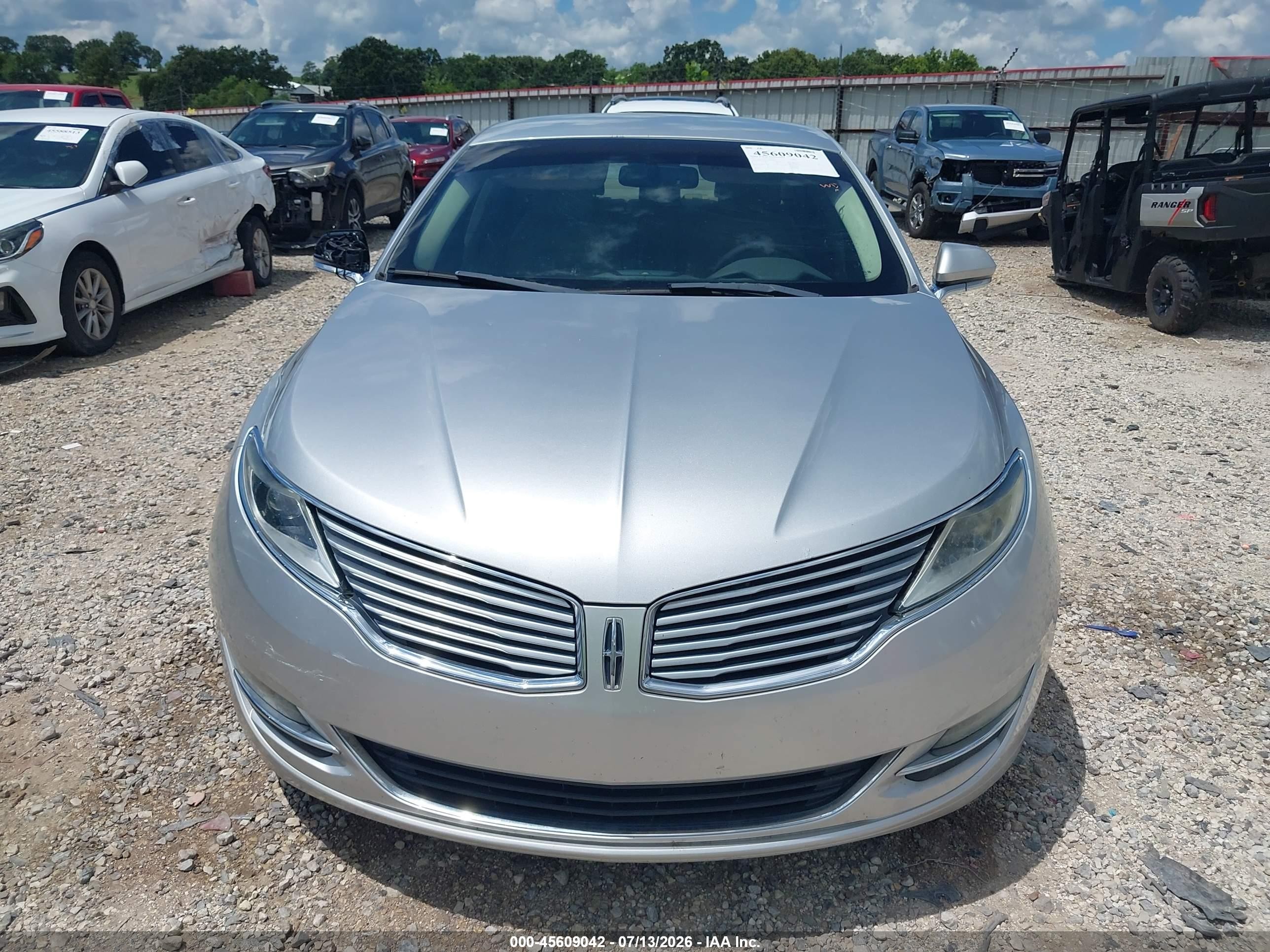 2013 Lincoln Mkz   Silver vin: 3LN6L2GK9DR808398