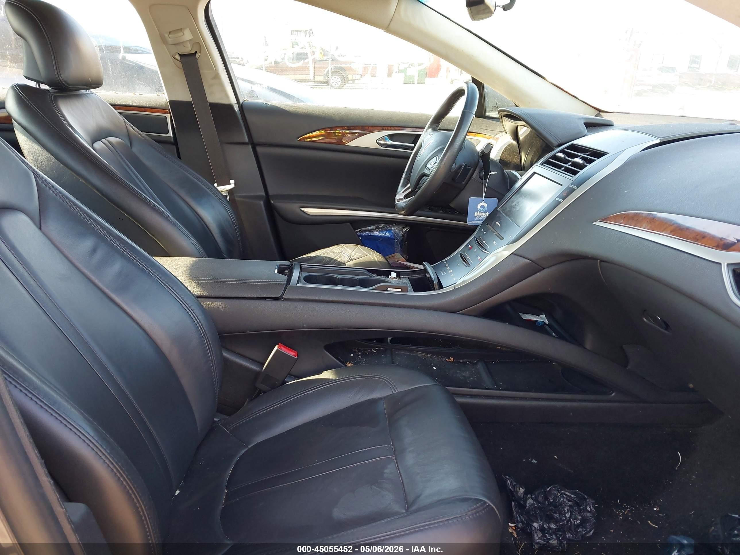 2014 Lincoln Mkz   Black vin: 3LN6L2J90ER813433