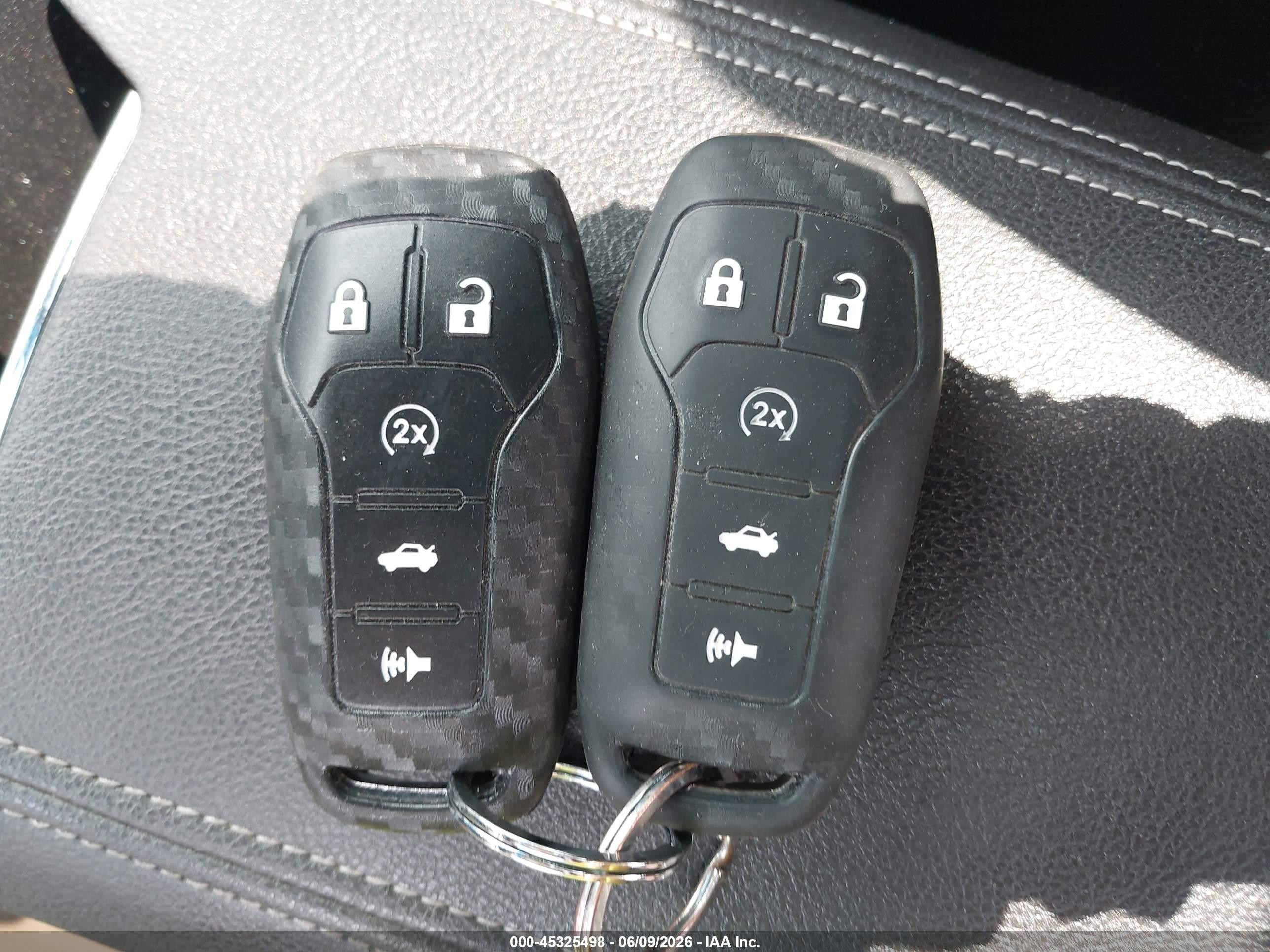 2013 Lincoln Mkz   Черный vin: 3LN6L2J91DR826352
