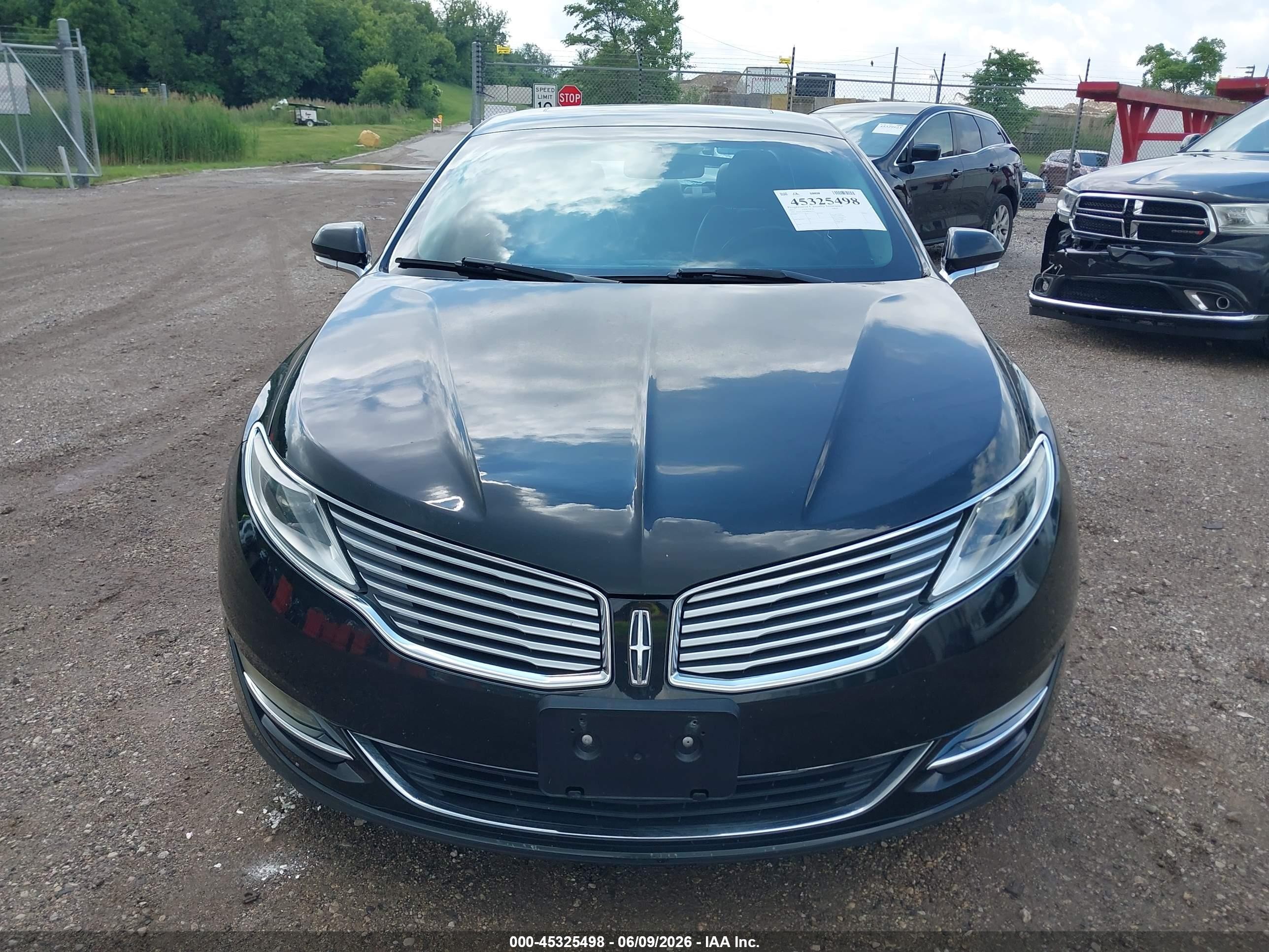 2013 Lincoln Mkz   Черный vin: 3LN6L2J91DR826352