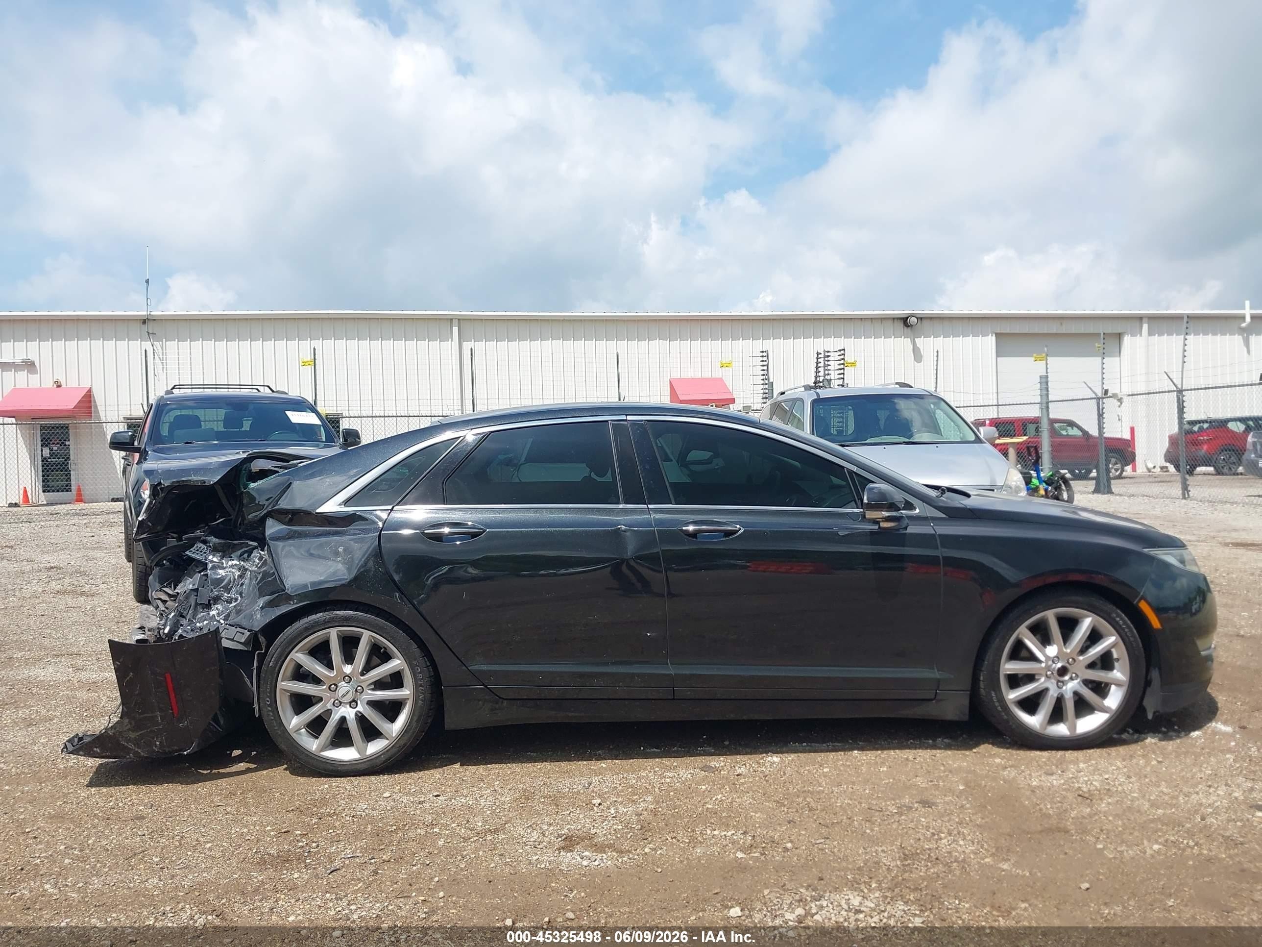 2013 Lincoln Mkz   Черный vin: 3LN6L2J91DR826352