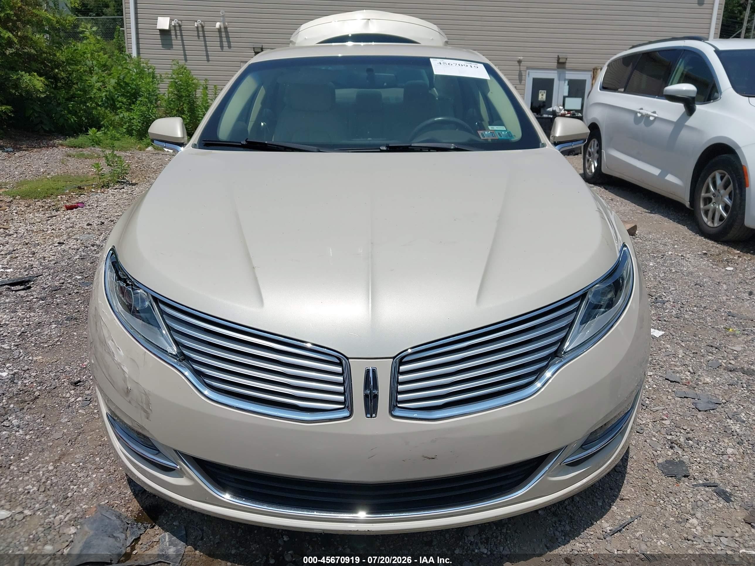 2014 Lincoln Mkz   Бежевый vin: 3LN6L2J91ER834159