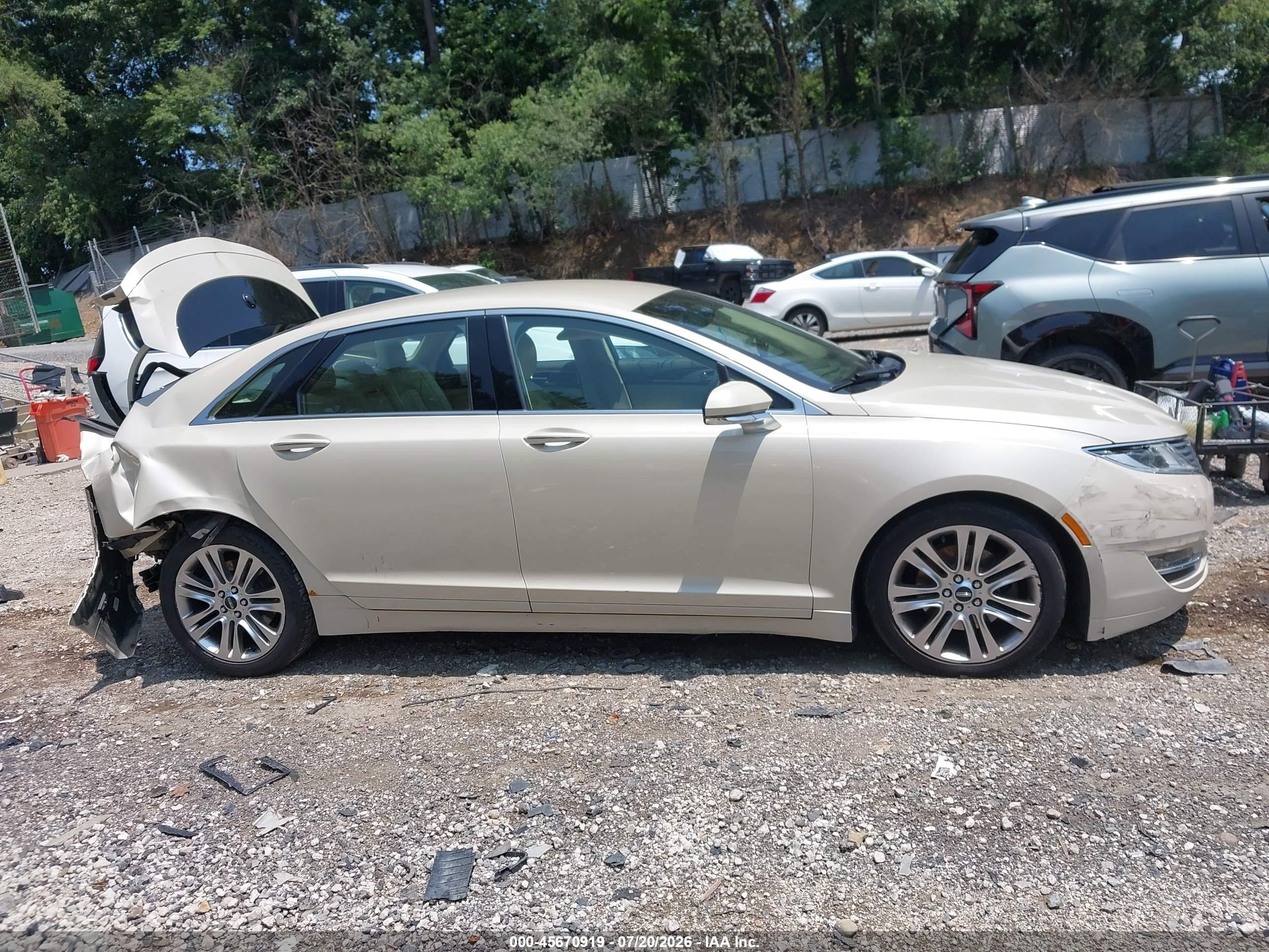 2014 Lincoln Mkz   Бежевый vin: 3LN6L2J91ER834159