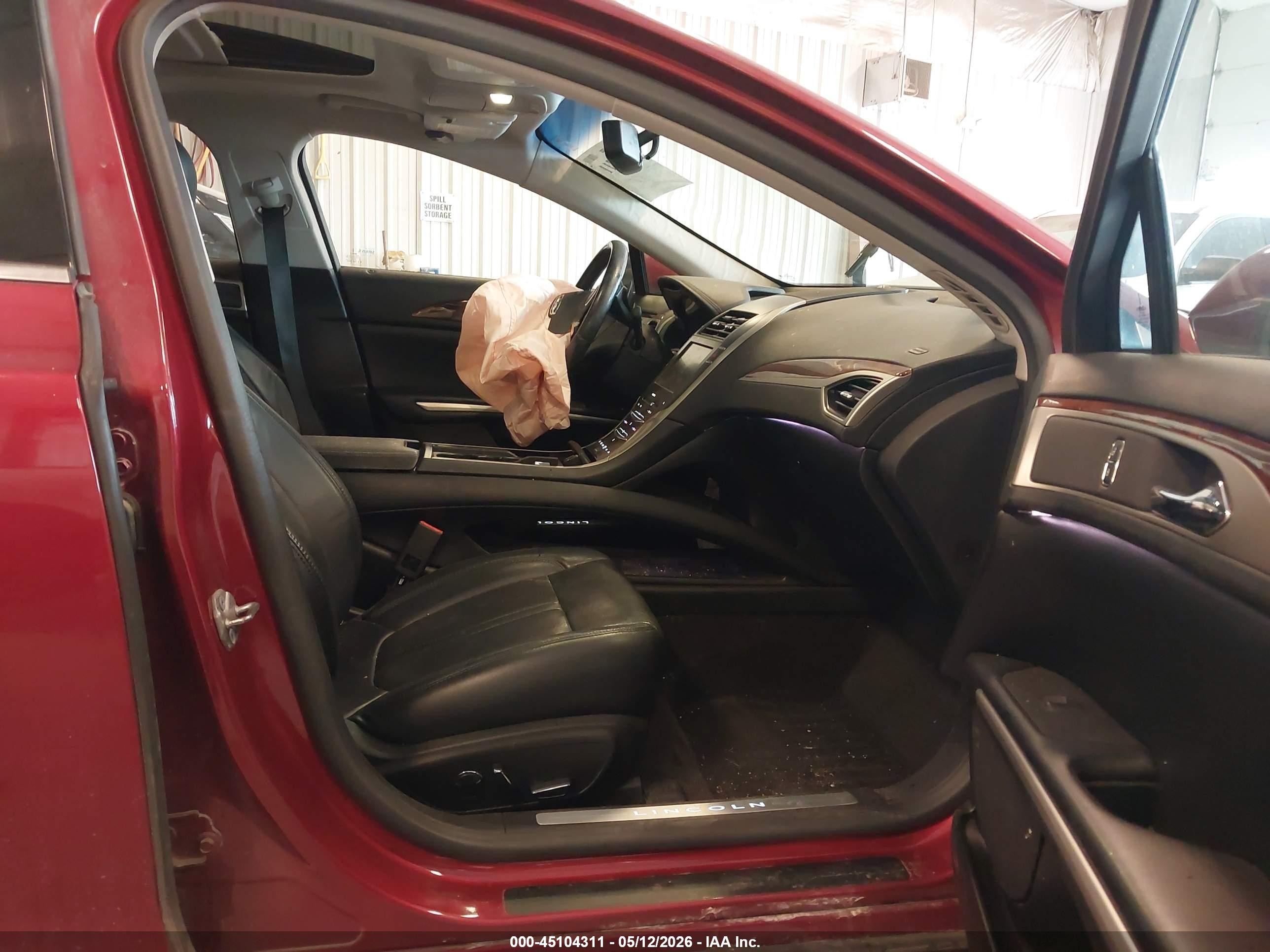 2015 Lincoln Mkz   Red vin: 3LN6L2J91FR606485