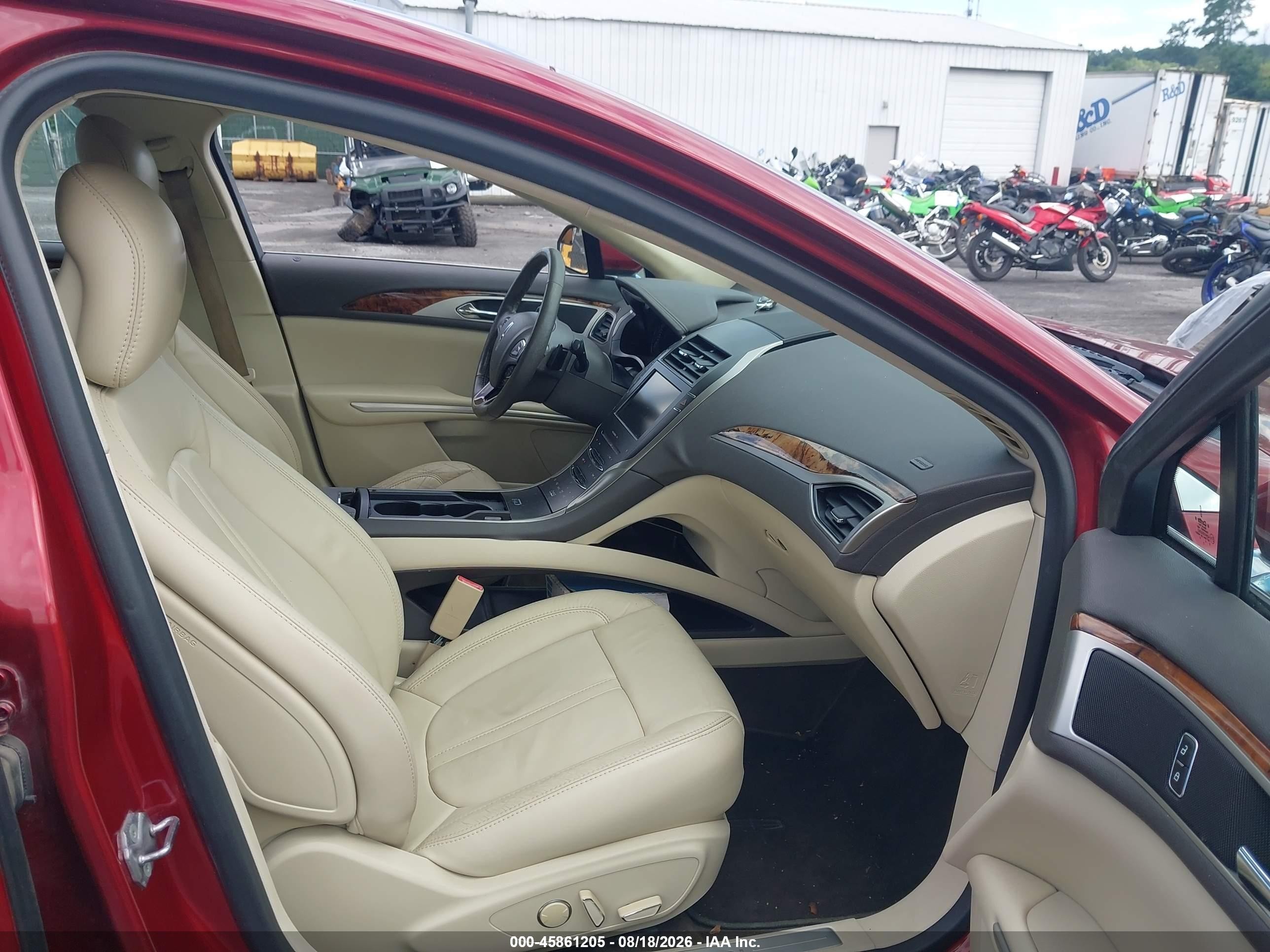 2013 Lincoln Mkz   Red vin: 3LN6L2J94DR803504
