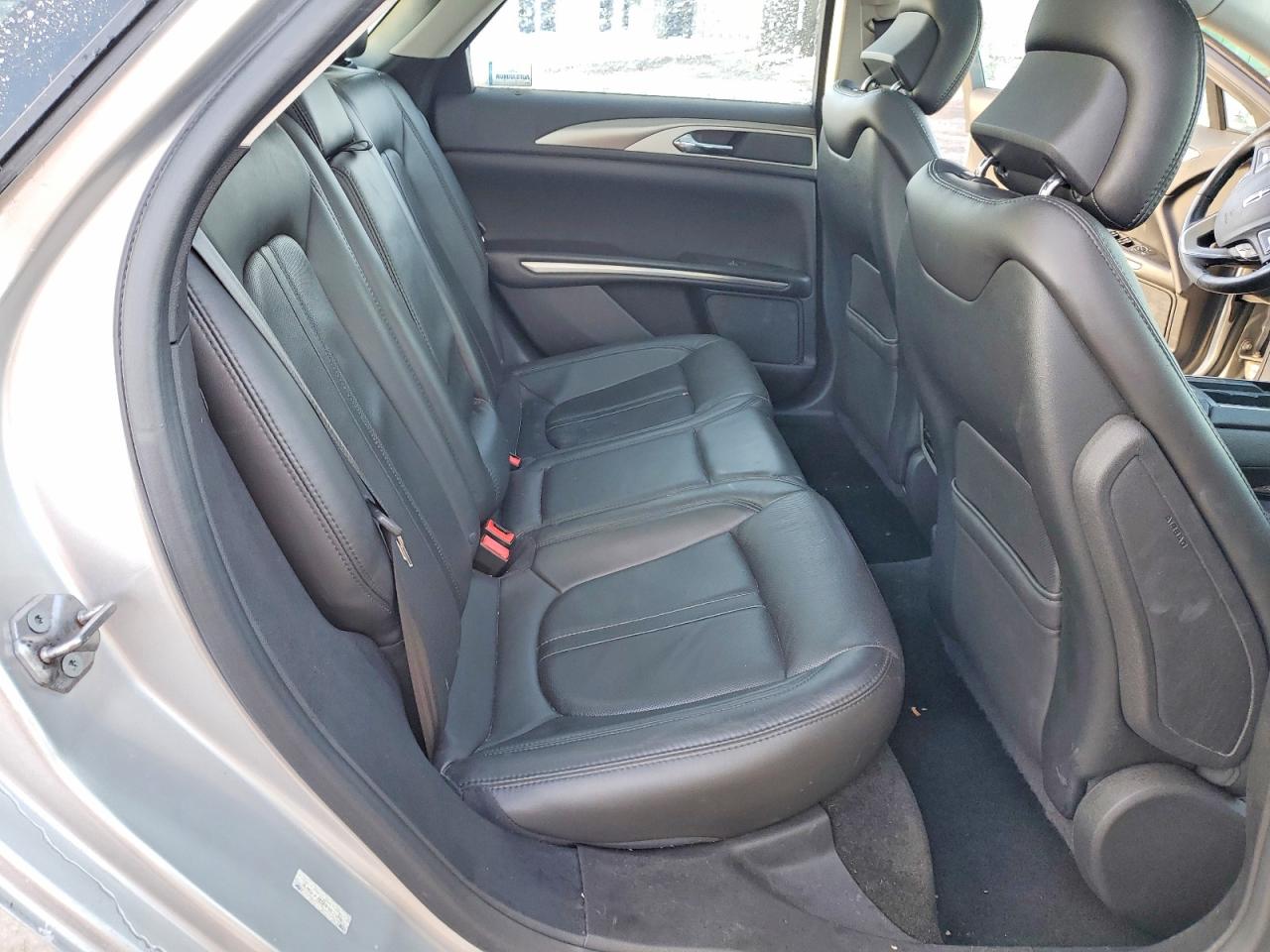 2013 Lincoln Mkz Silver vin: 3LN6L2J95DR817296