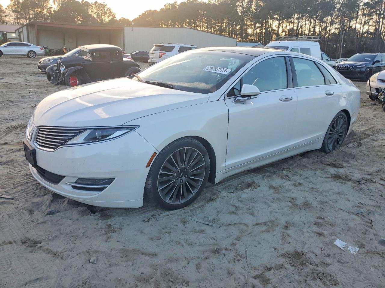 2015 Lincoln Mkz Белый vin: 3LN6L2J95FR618297