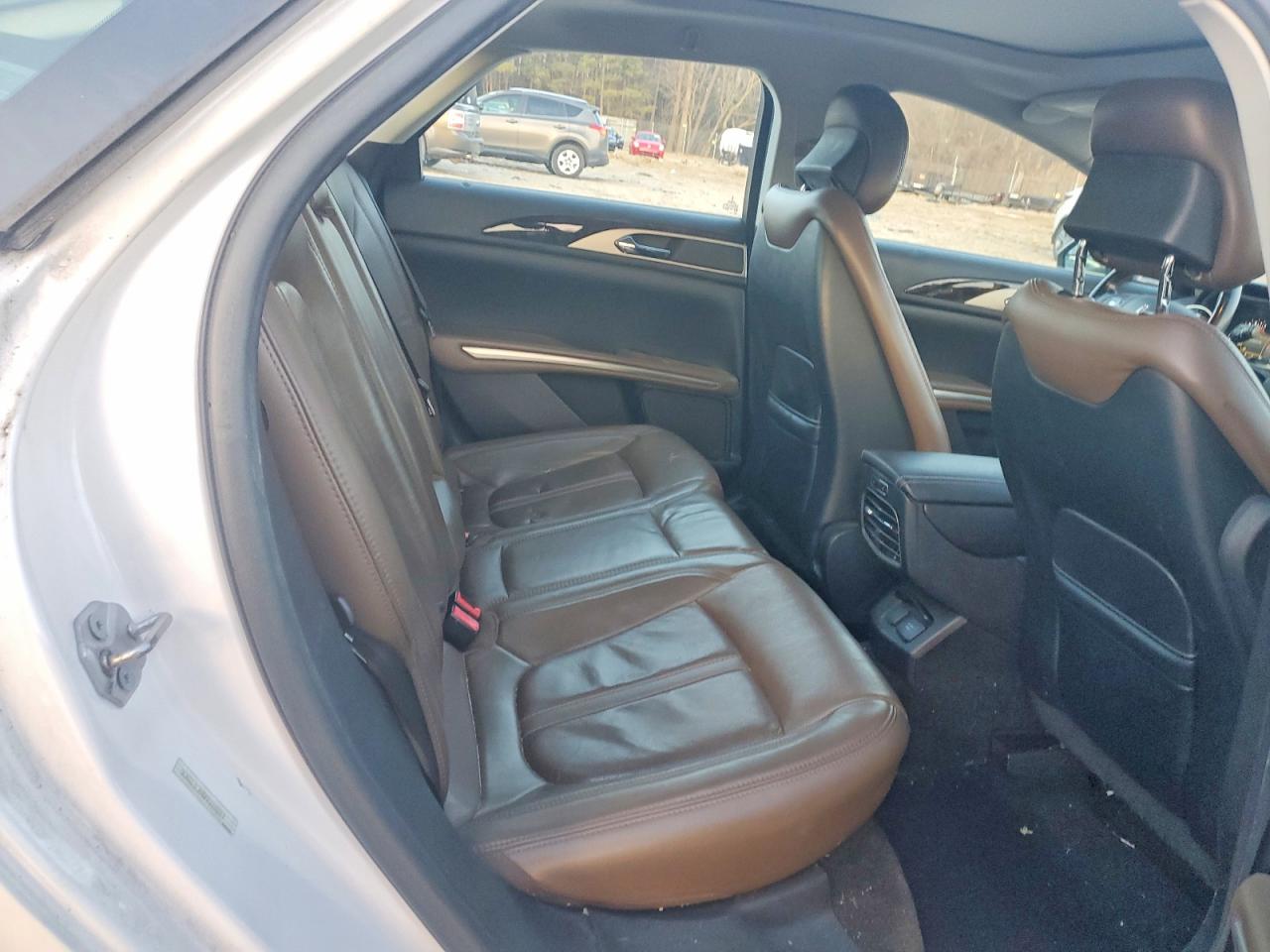 2015 Lincoln Mkz Белый vin: 3LN6L2J95FR618297