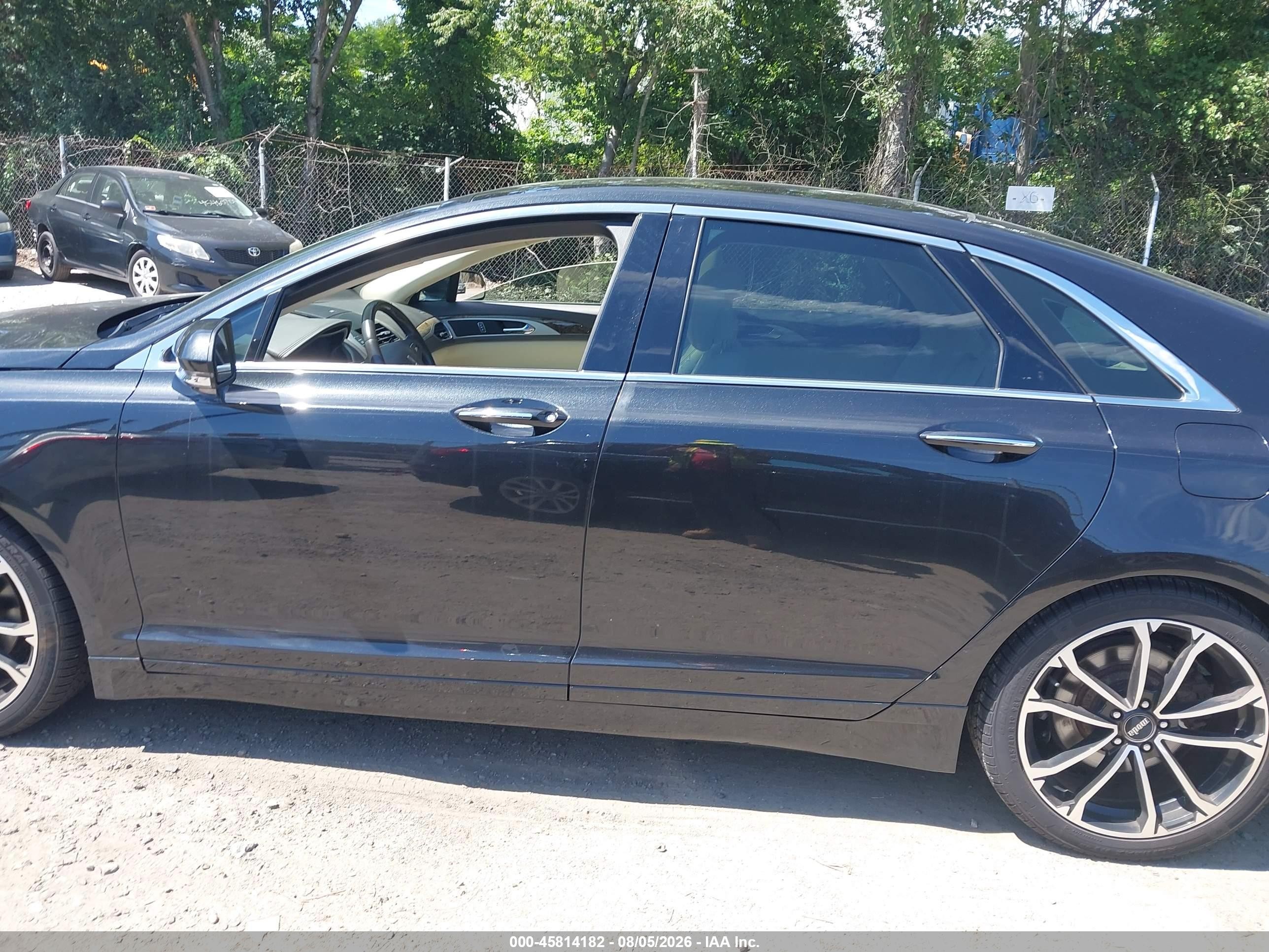 2015 Lincoln Mkz   Черный vin: 3LN6L2J95FR625248