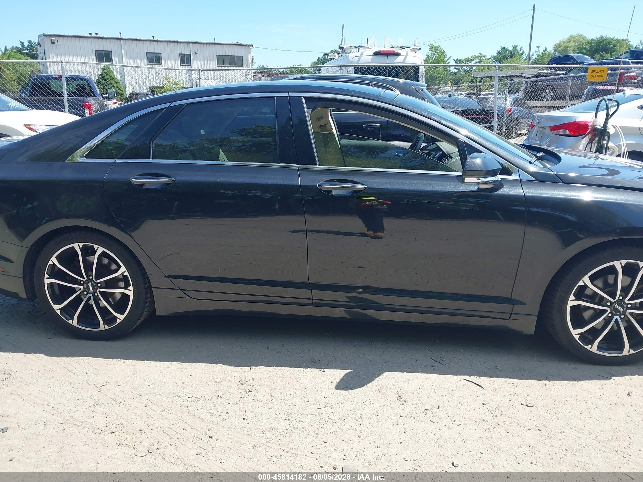 2015 Lincoln Mkz   Черный vin: 3LN6L2J95FR625248