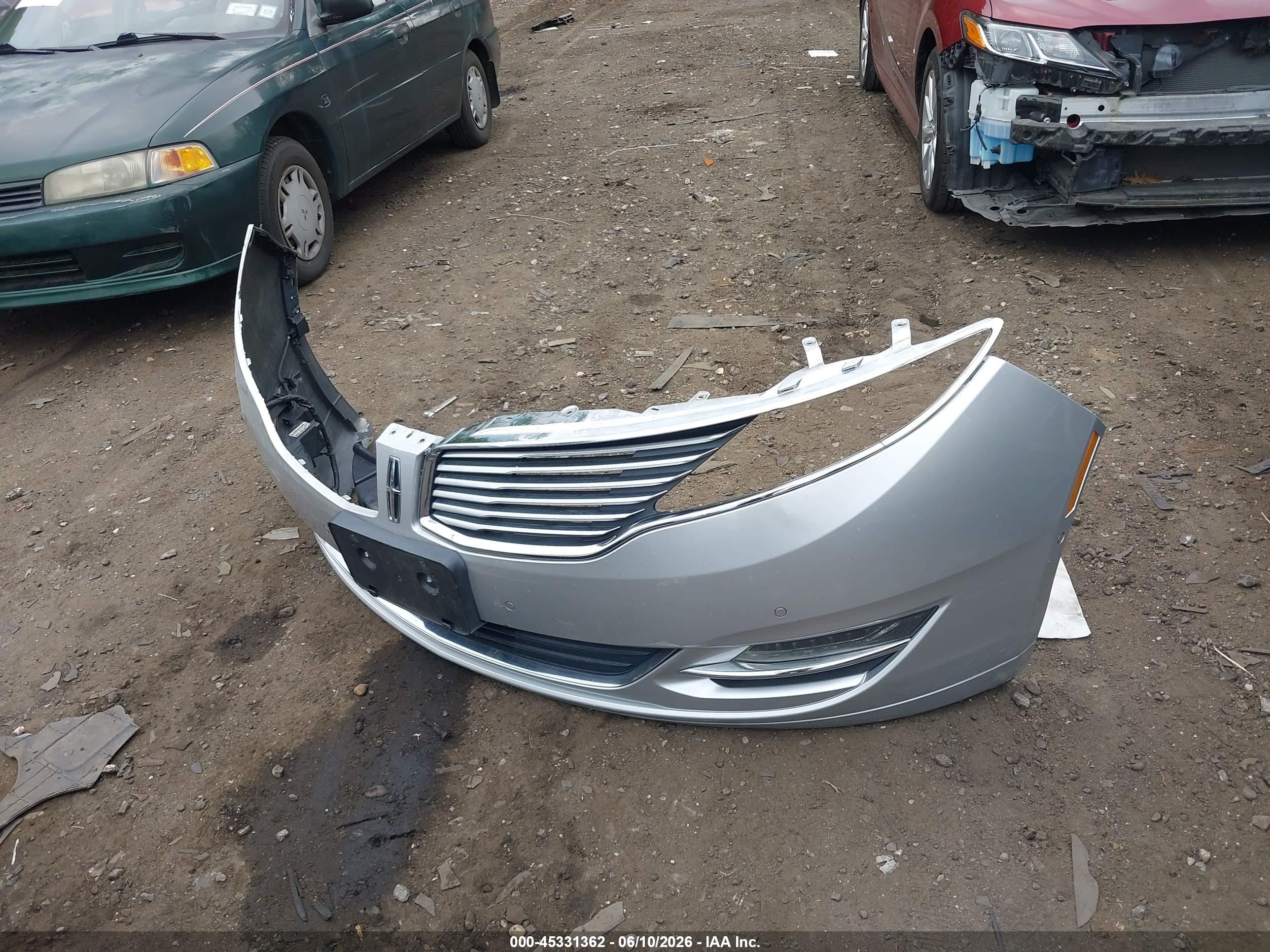 2013 Lincoln Mkz   Silver vin: 3LN6L2J96DR817212