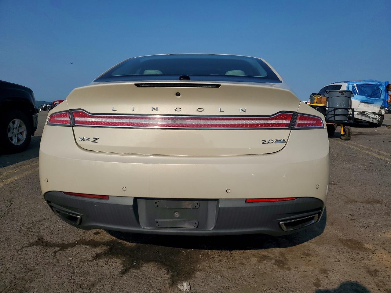 2014 Lincoln Mkz Beige vin: 3LN6L2J96ER821357