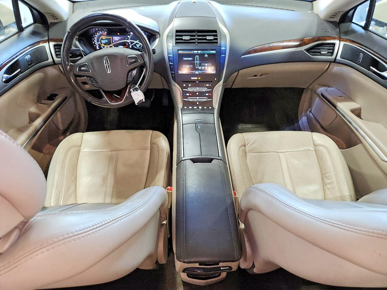 2016 Lincoln Mkz Tan vin: 3LN6L2J96GR627284