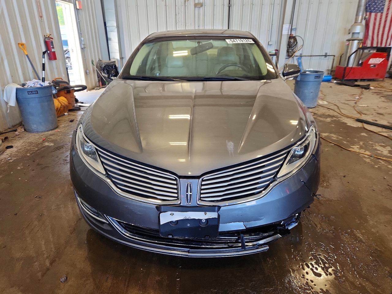 2014 Lincoln Mkz Gray vin: 3LN6L2J97ER821173